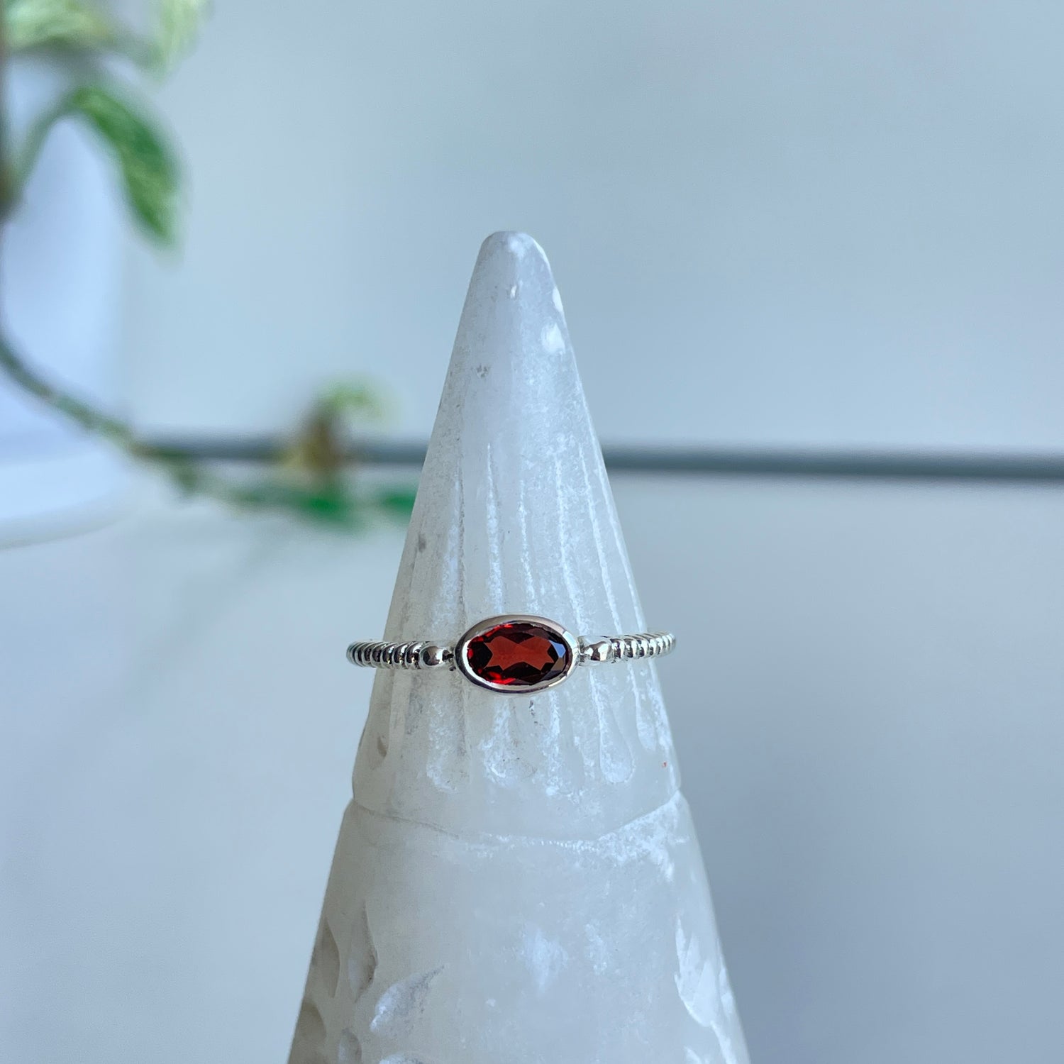 Garnet Oval Ring R4951