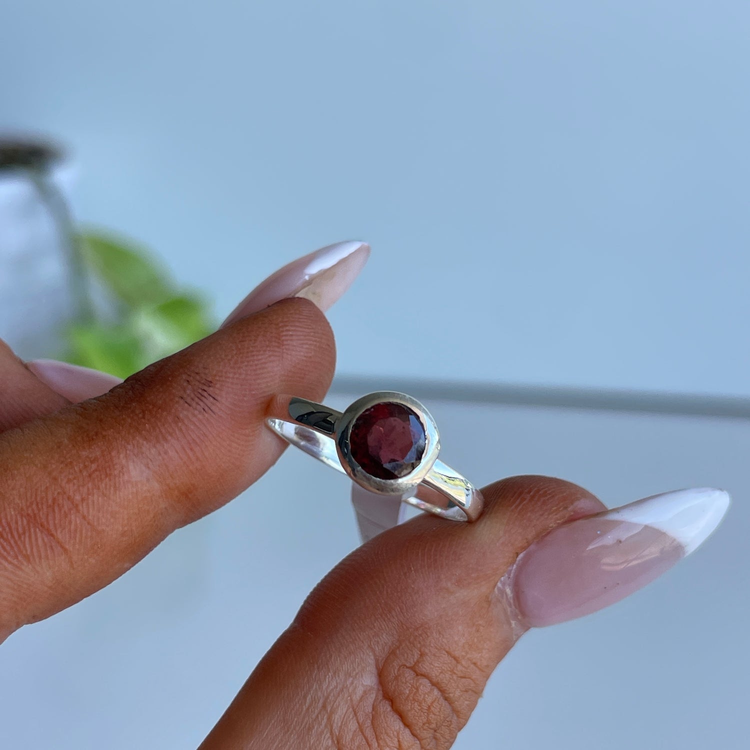 Garnet Round Ring R4861
