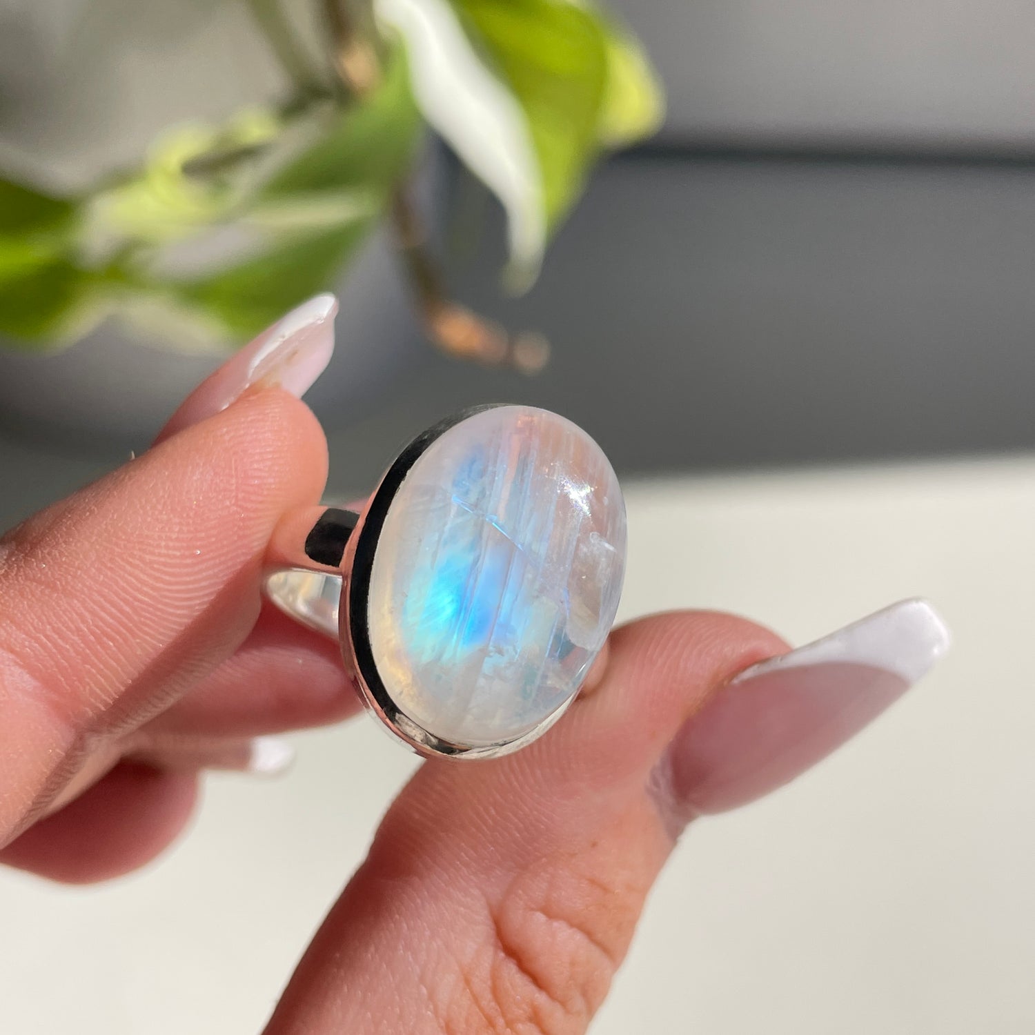 Moonstone Oval Ring Sz9