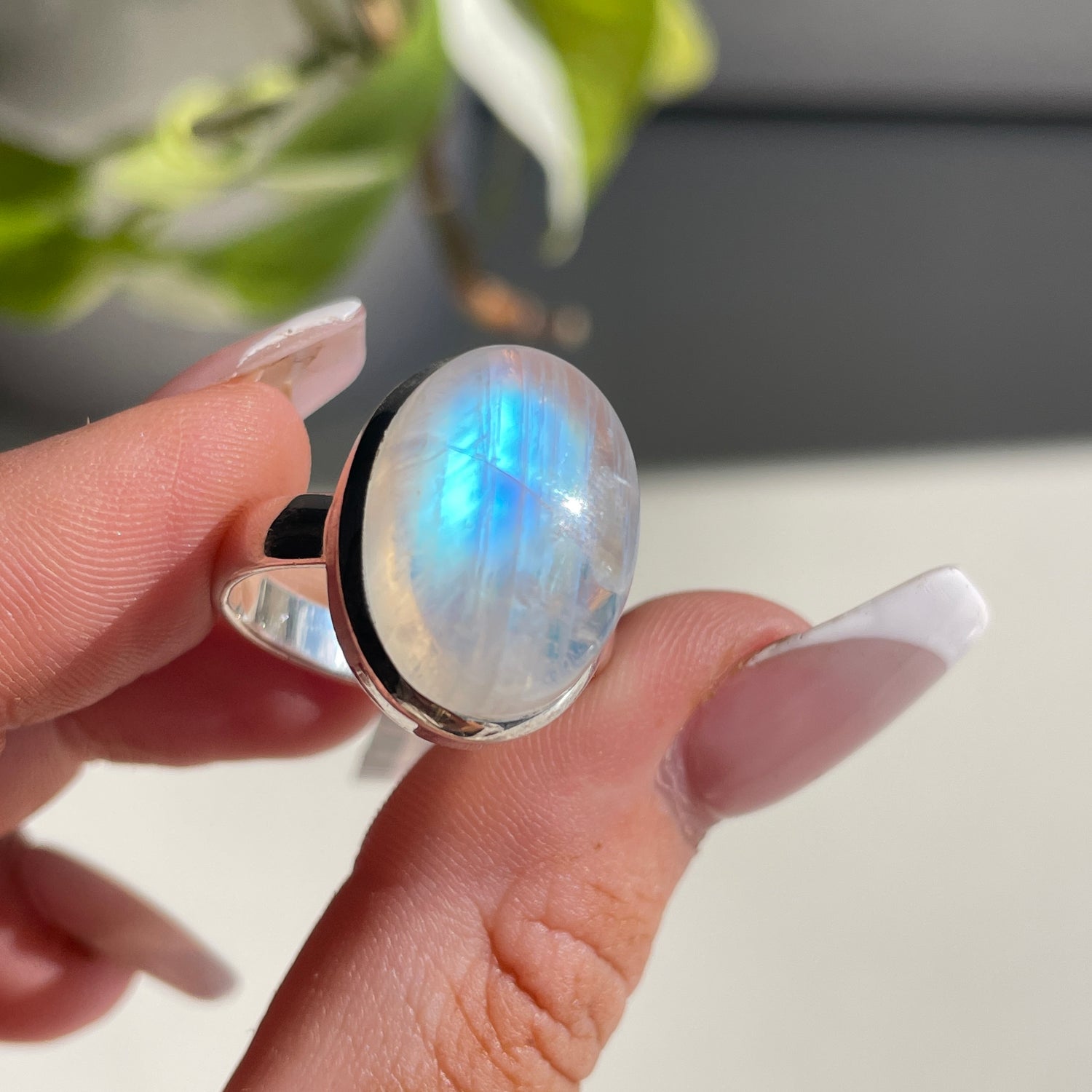 Moonstone Oval Ring Sz9
