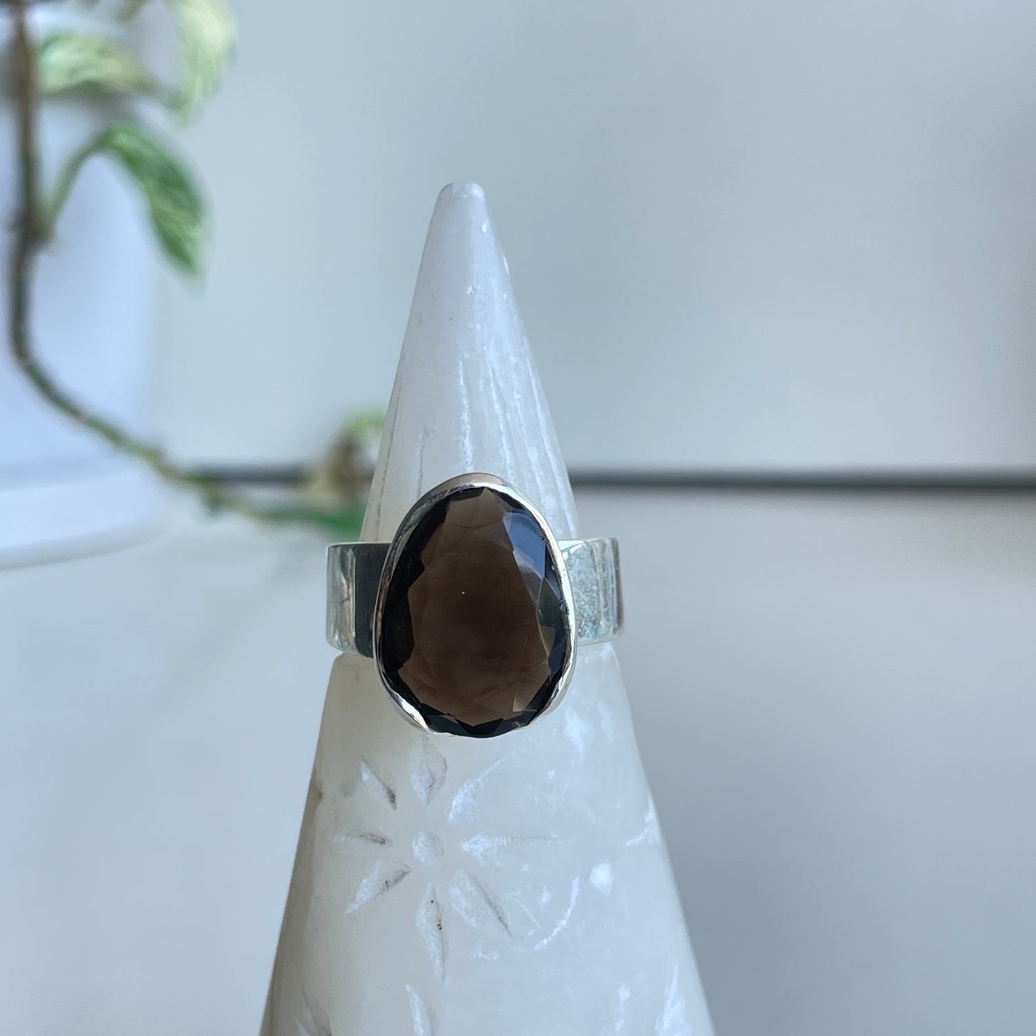 Smoky Quartz Oval Ring Sz11 R3748