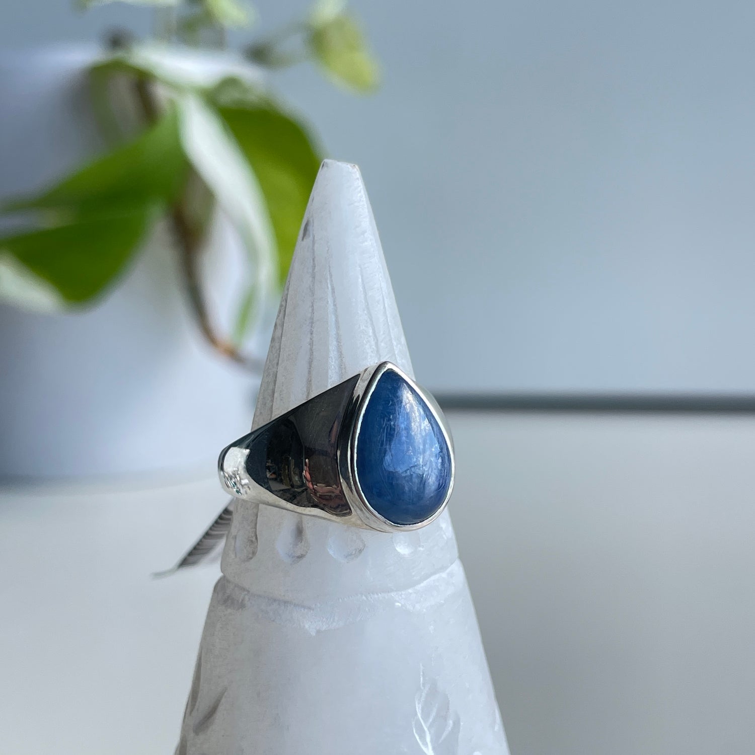 Blue Kyanite Teardrop Ring Sz8