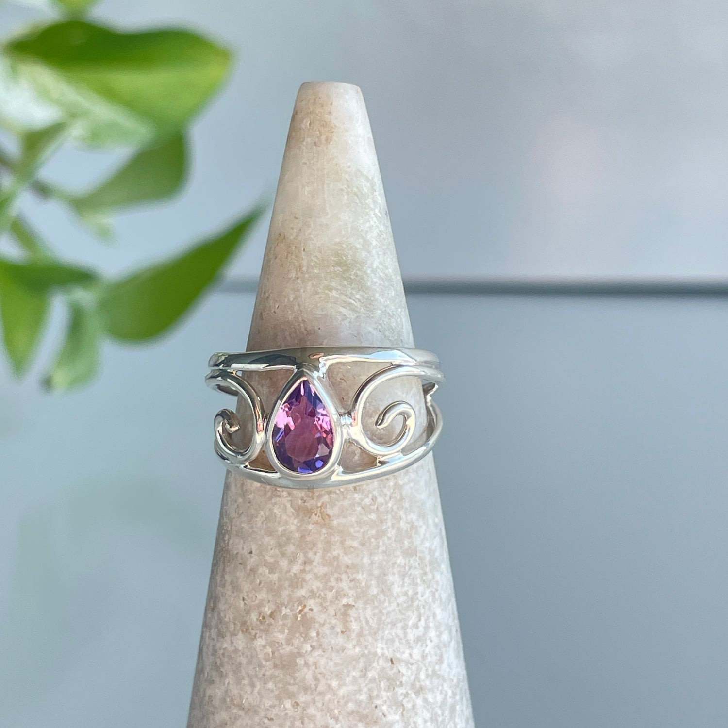 Amethyst Teardrop Ring Sz8 009