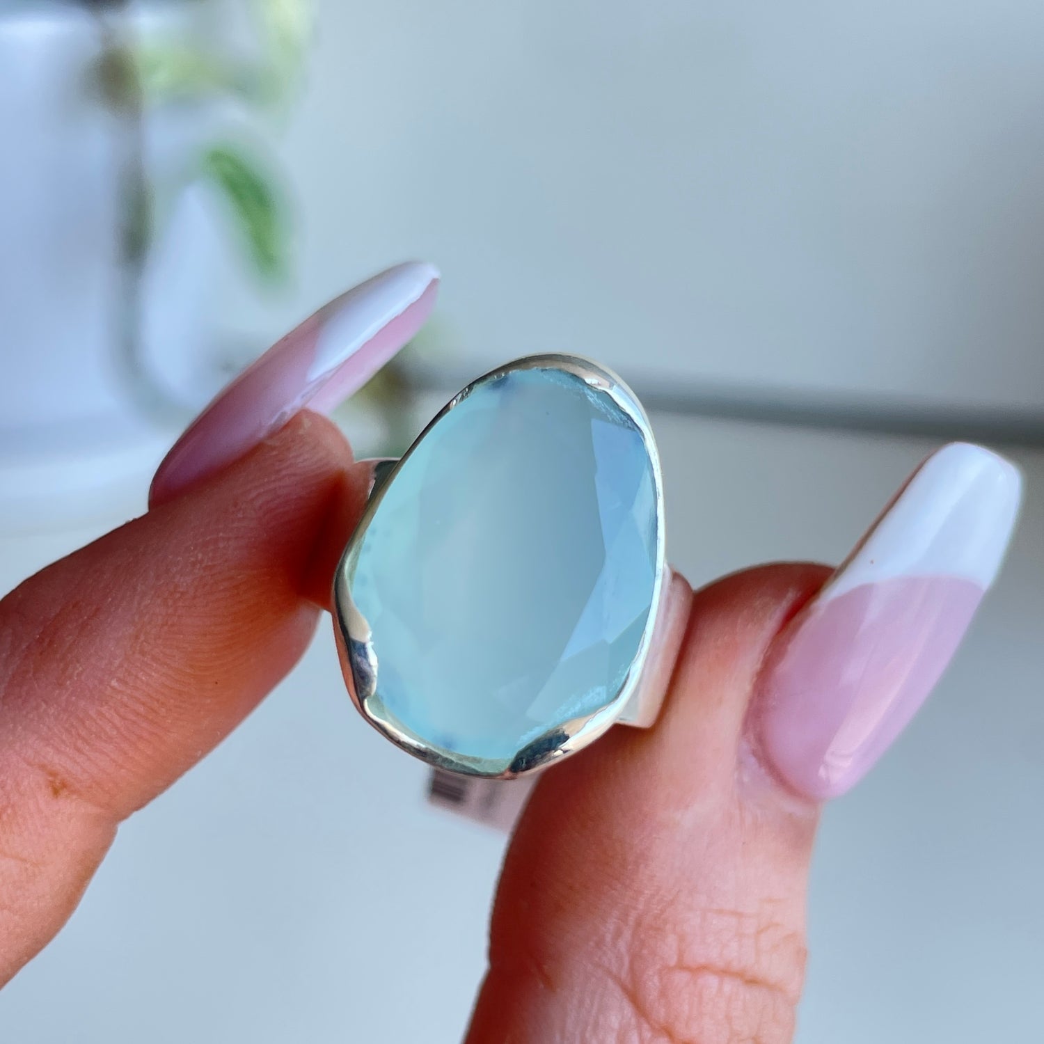 Aqua Chalcedony Oval Ring R3748