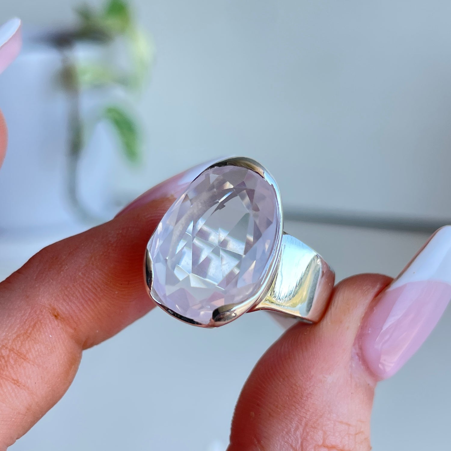 Rose Quartz Oval Ring R3748