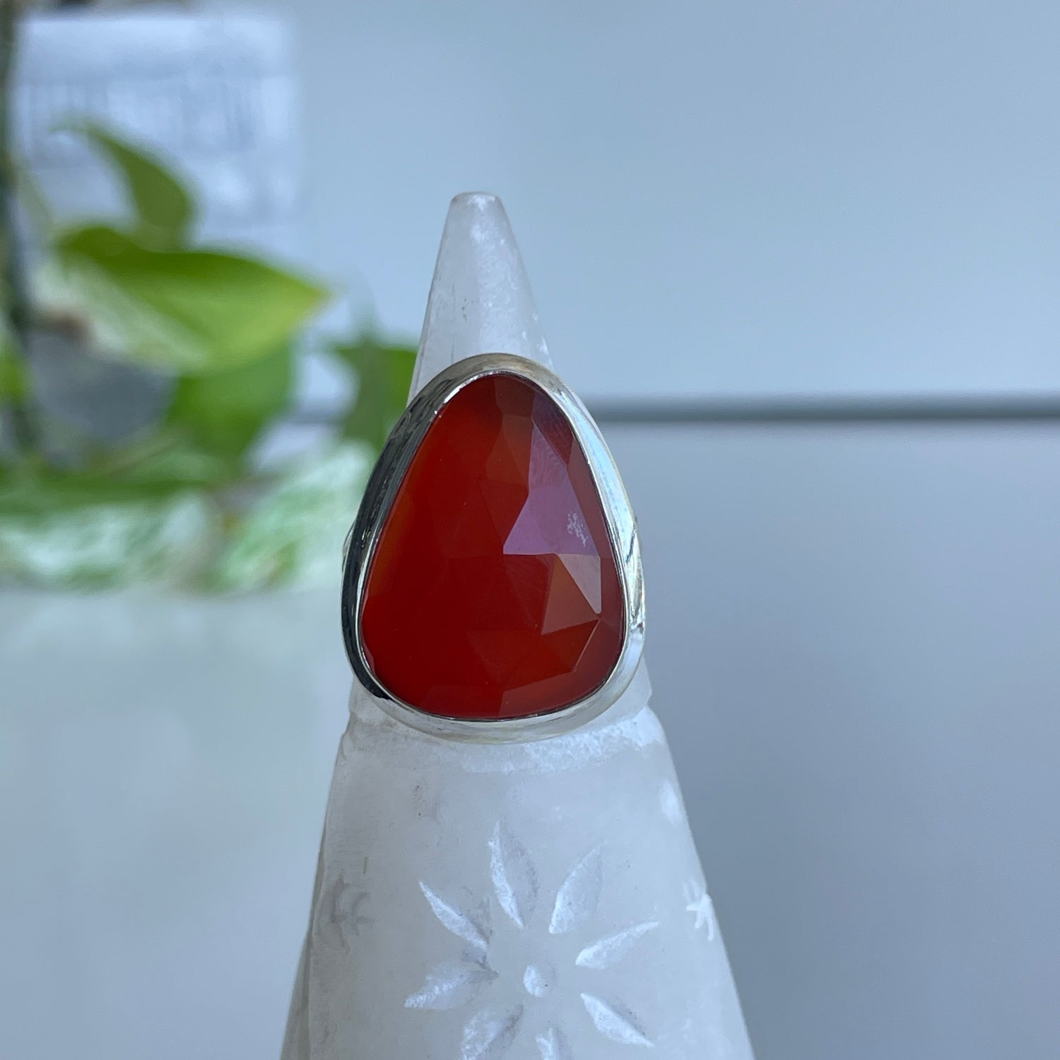 Carnelian Triangle Ring Sz7