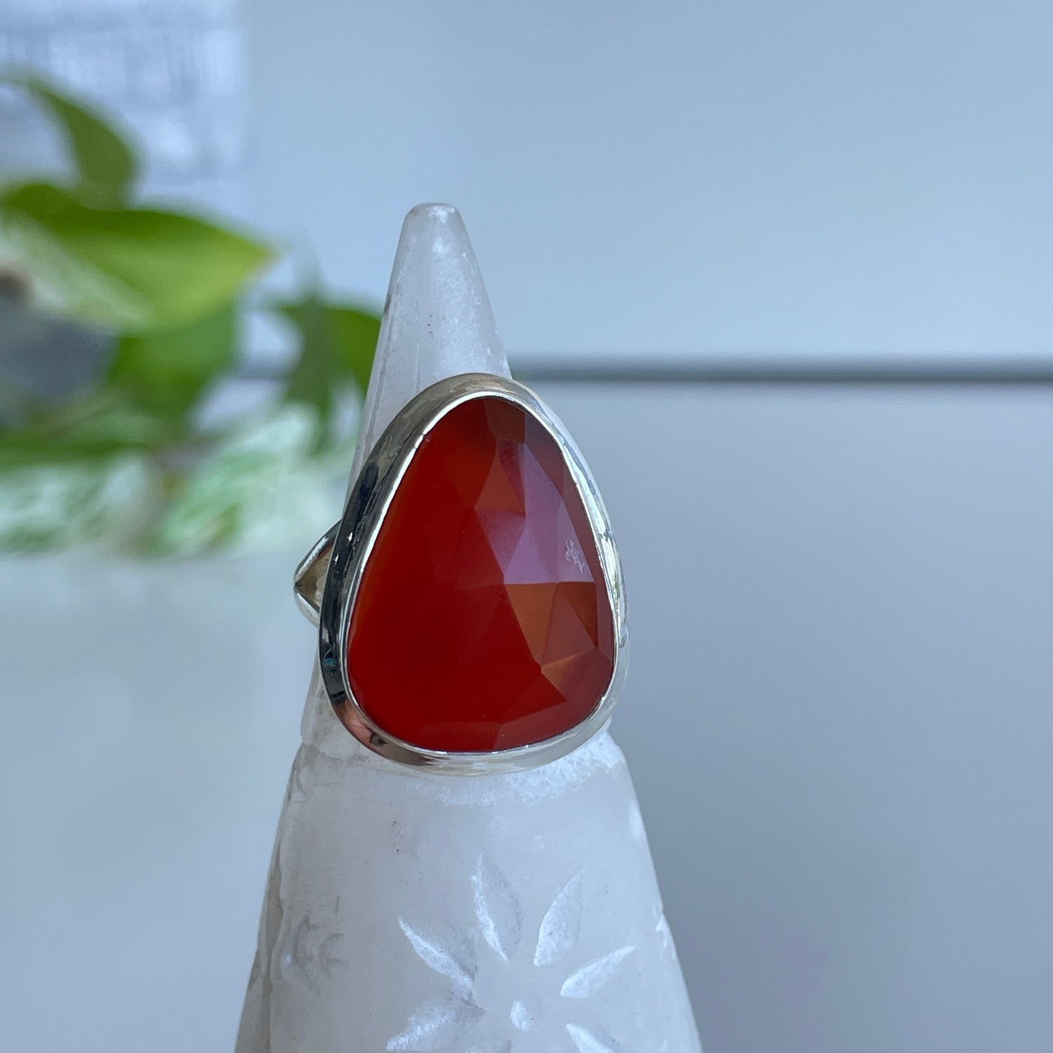 Carnelian Triangle Ring Sz7