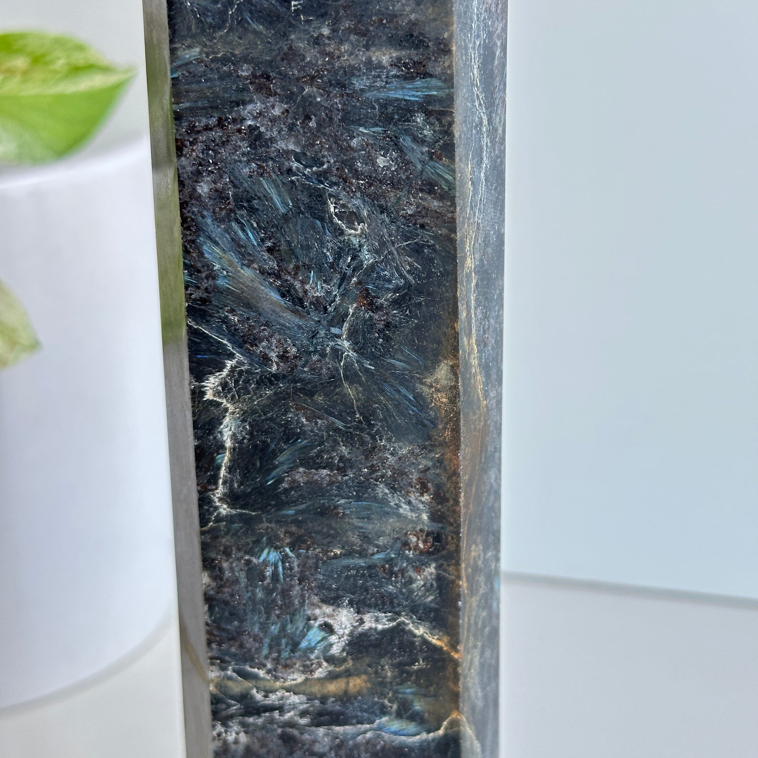 Arfvedsonite Generator 25.2cm