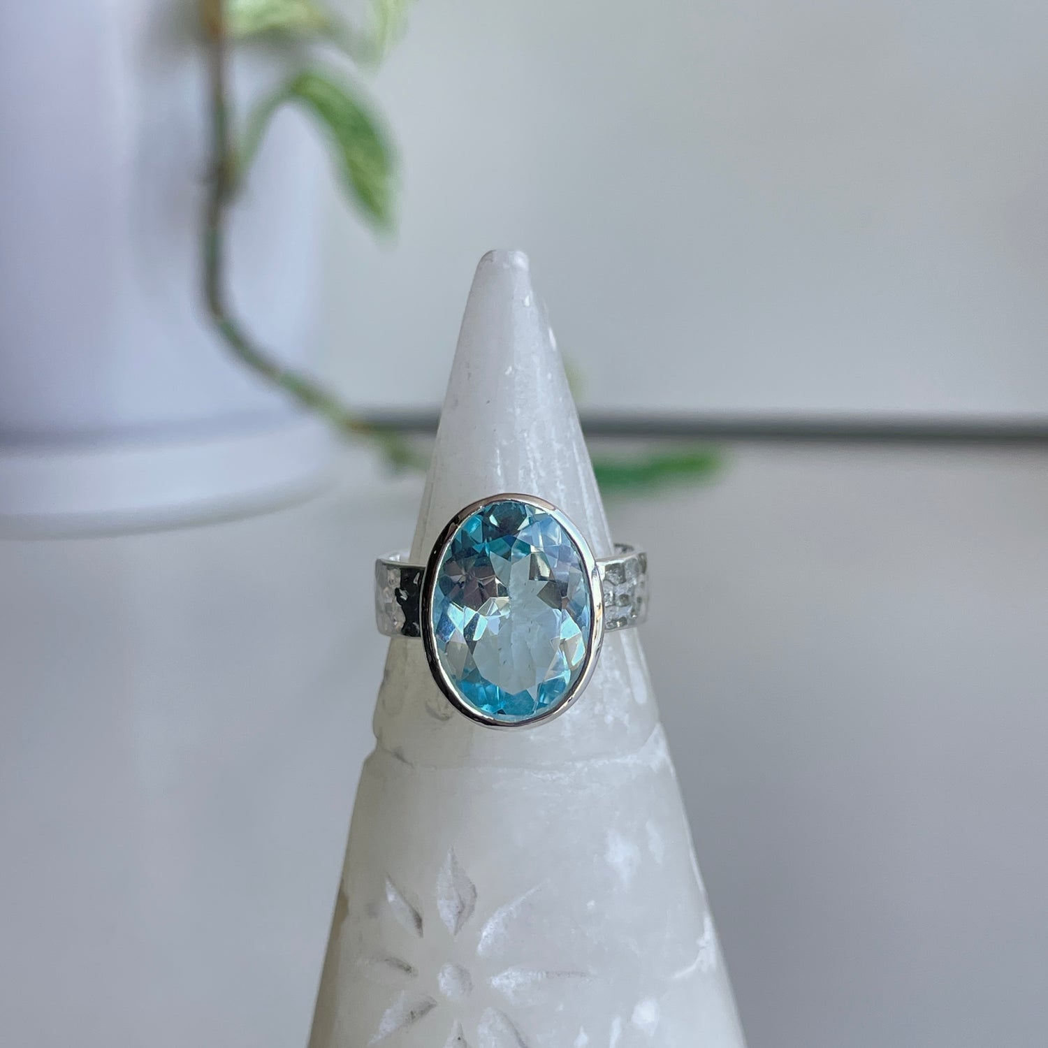 Blue Topaz Oval Ring R3597