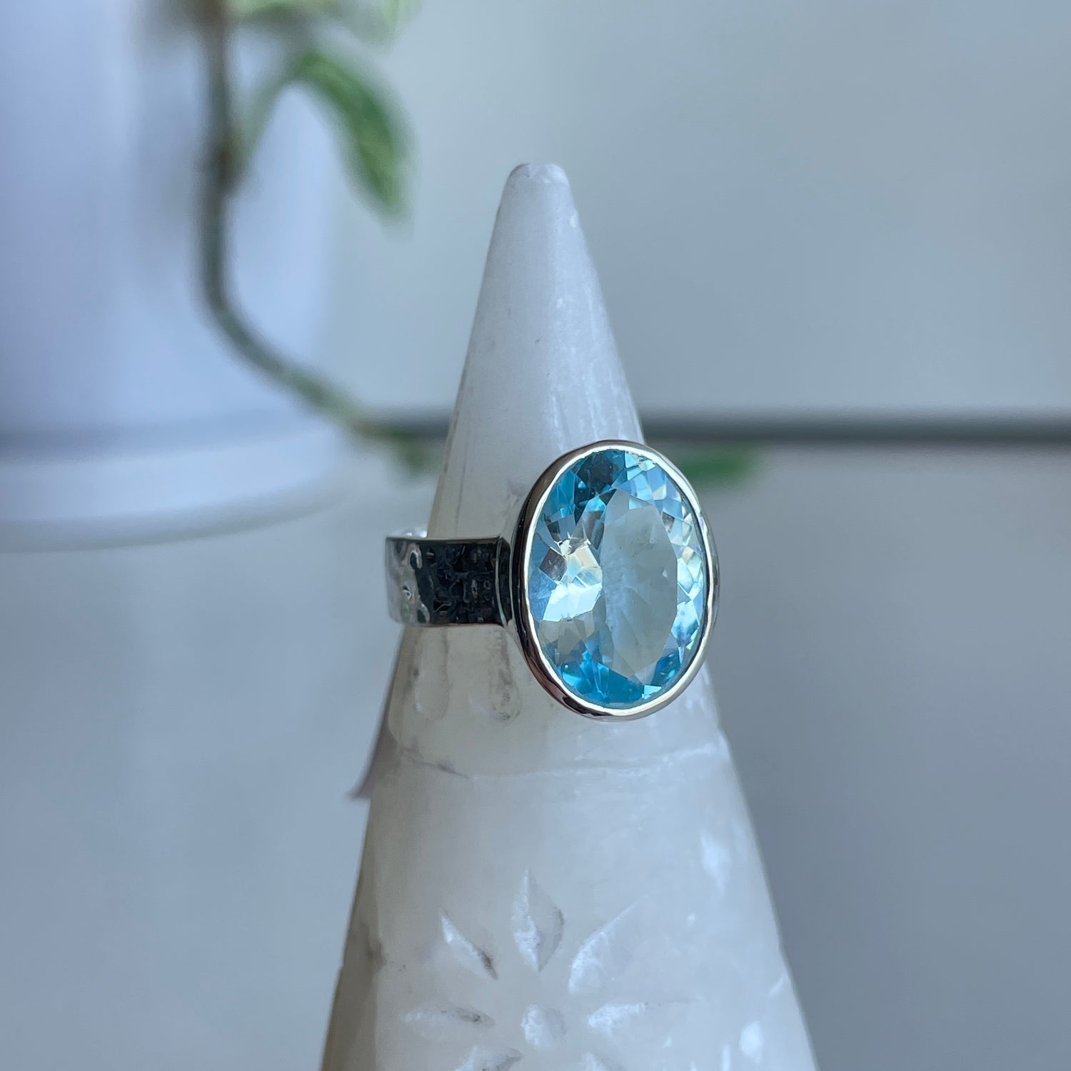 Blue Topaz Oval Ring R3597