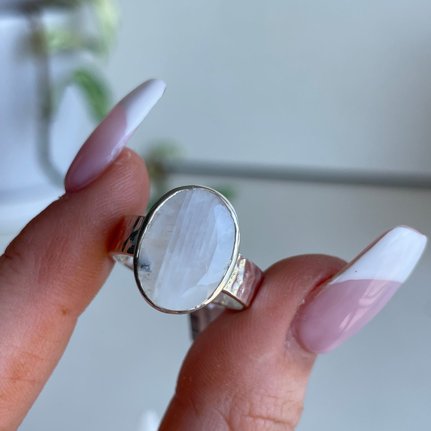Moonstone Oval Ring R3597