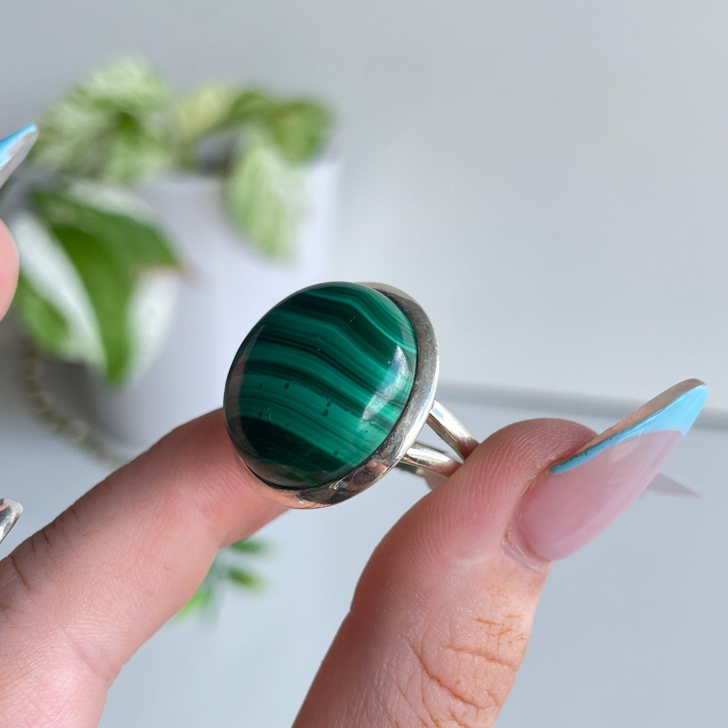 Malachite Round Ring Sz8