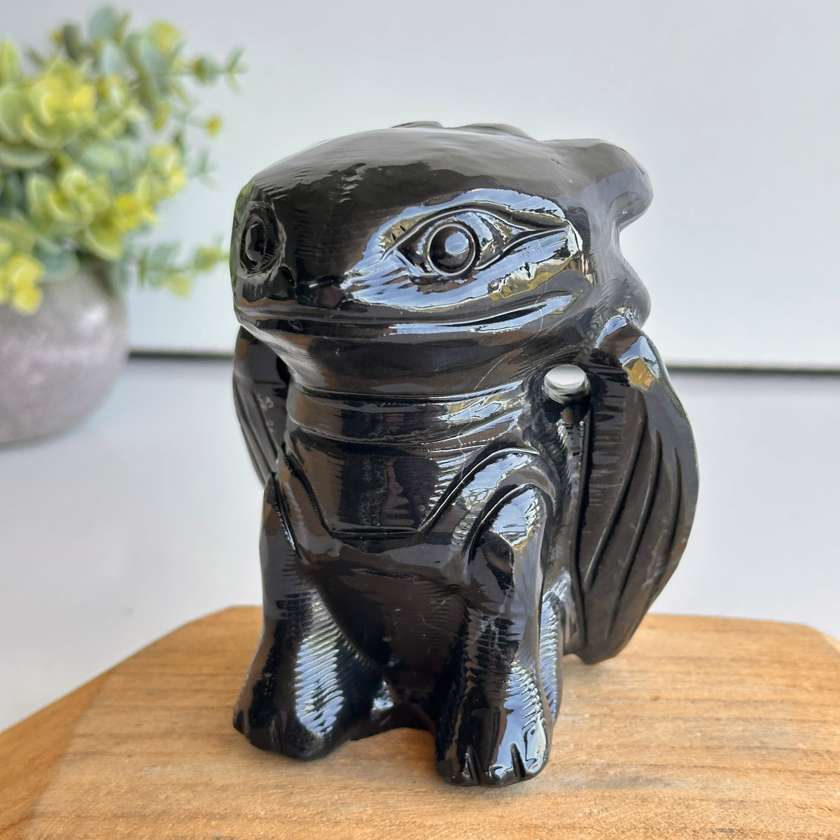 Black Obsidian XL Toothless 01