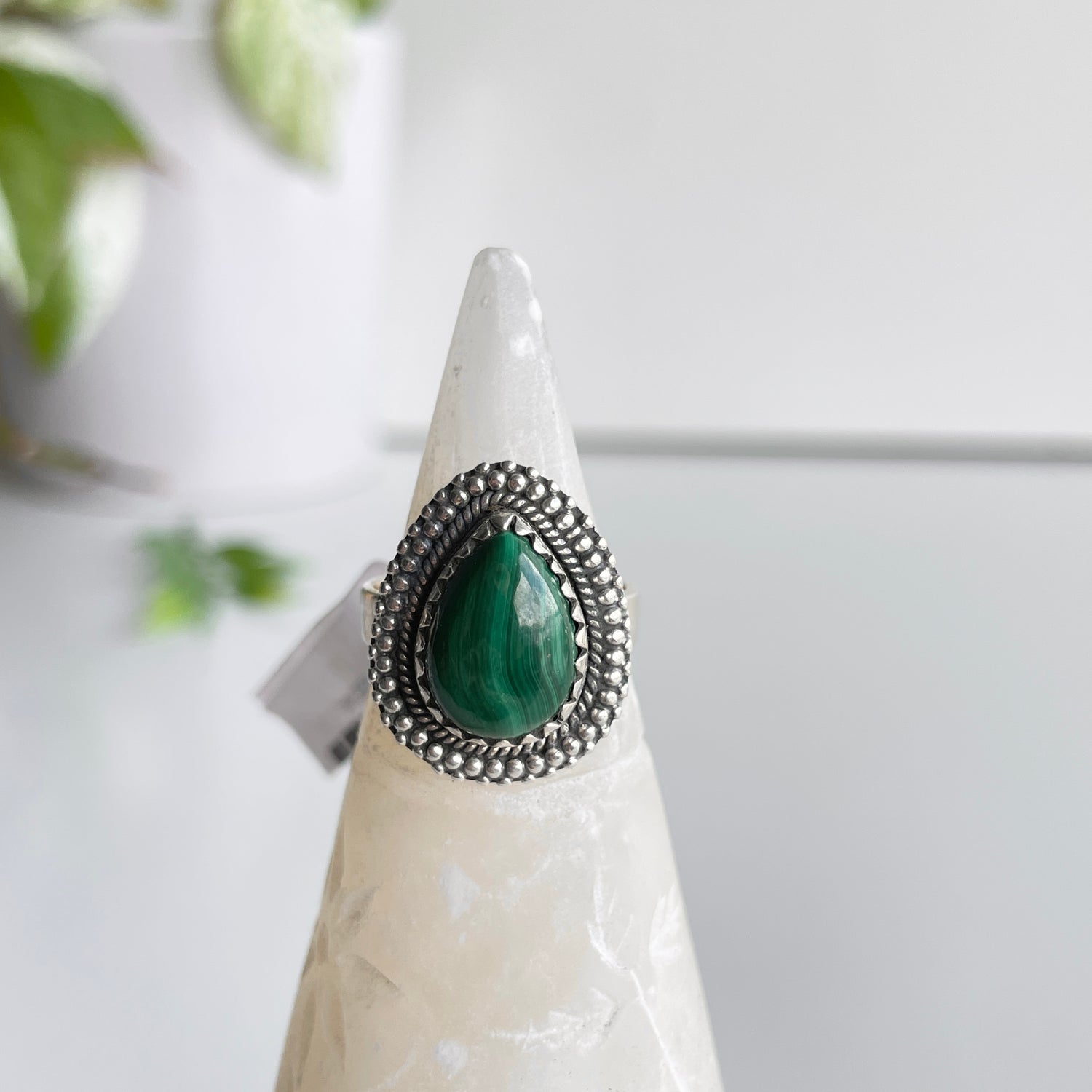 Malachite Teardrop Ring Sz7