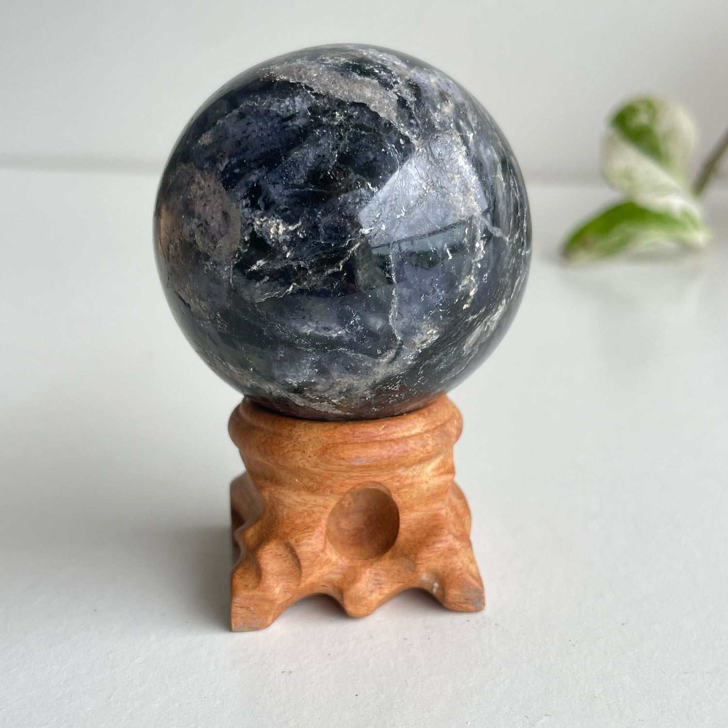 Iolite Sphere 5.4cm 01