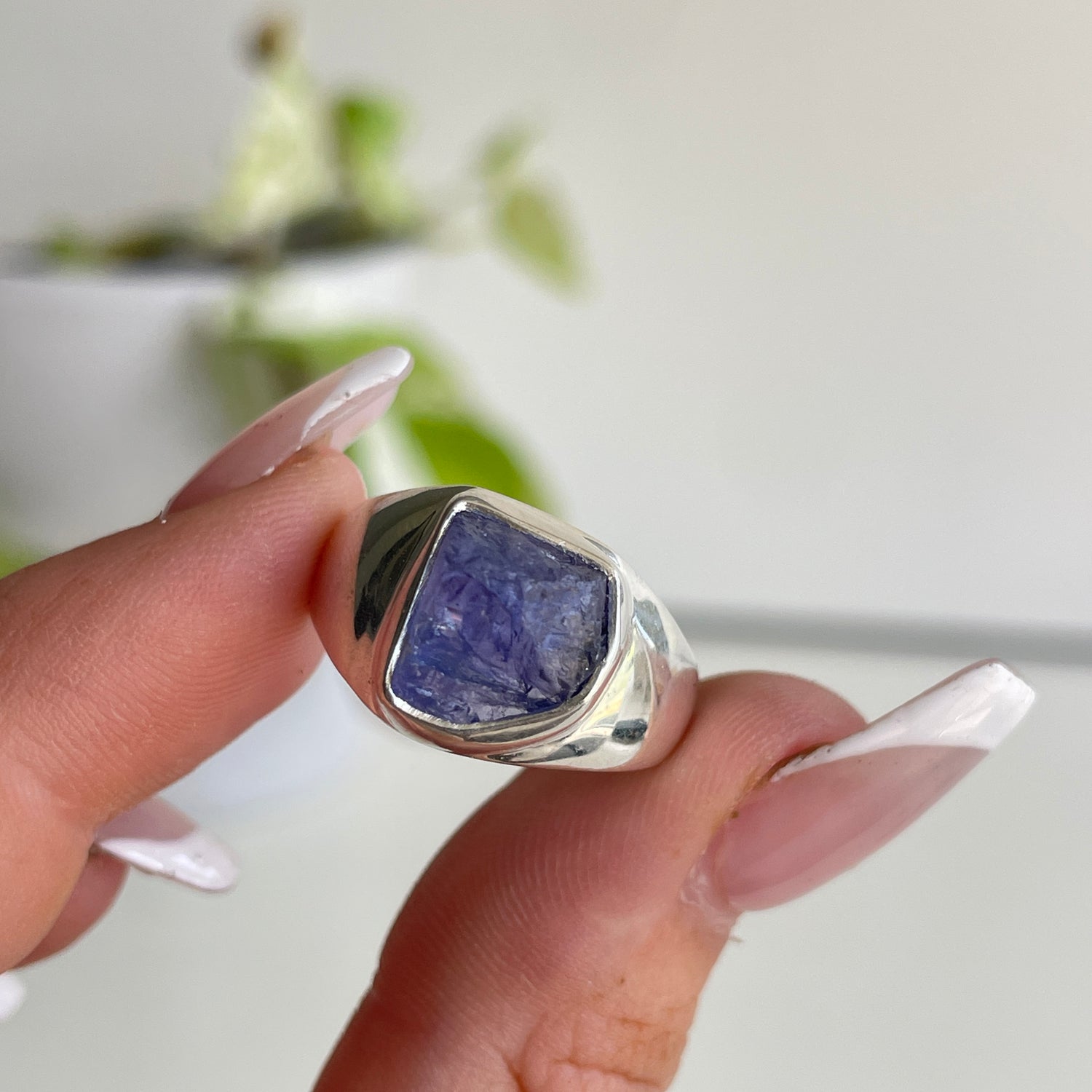 Tanzanite Rough Ring Sz8