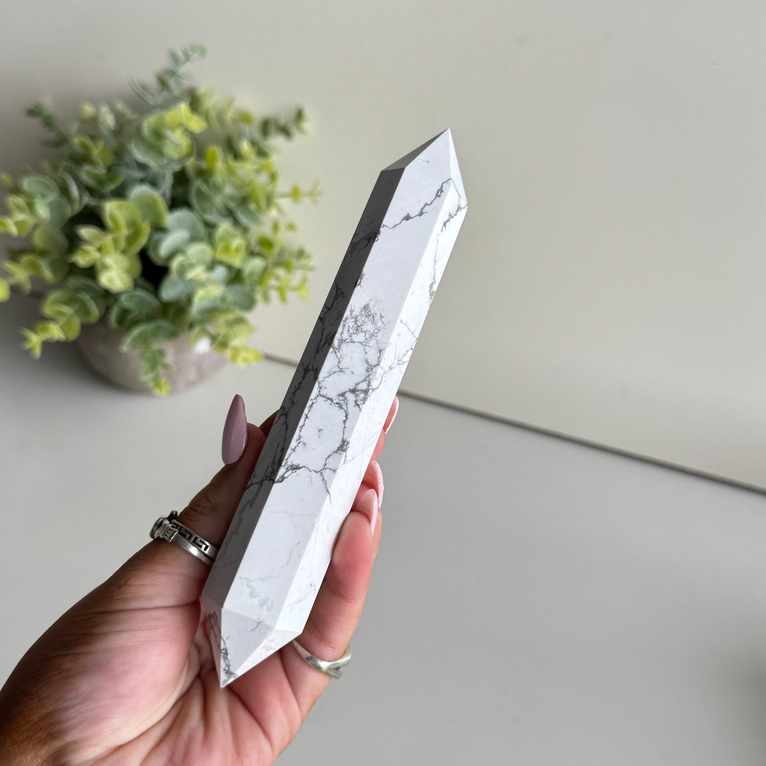 White Howlite Double Terminator 15.9cm