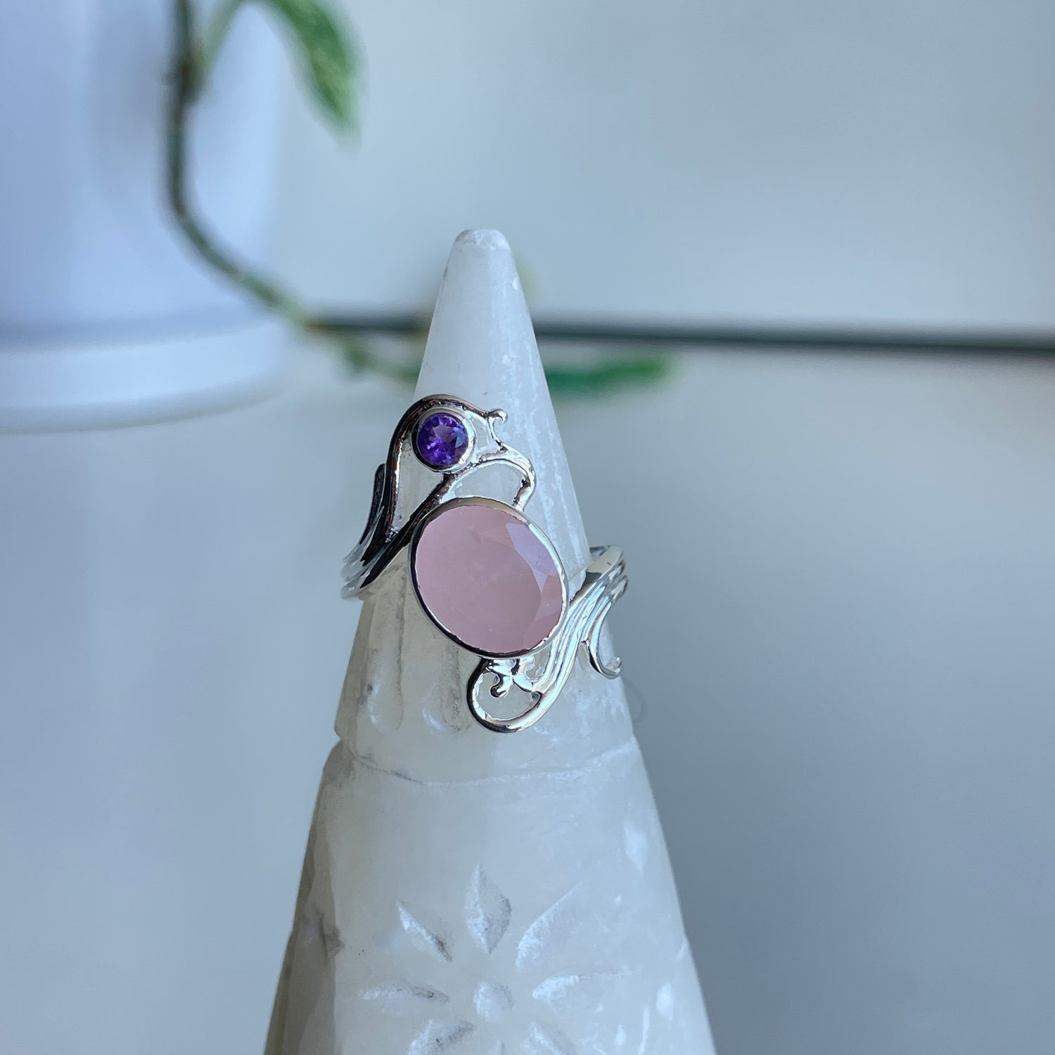 Rose Quartz Oval Ring R3908