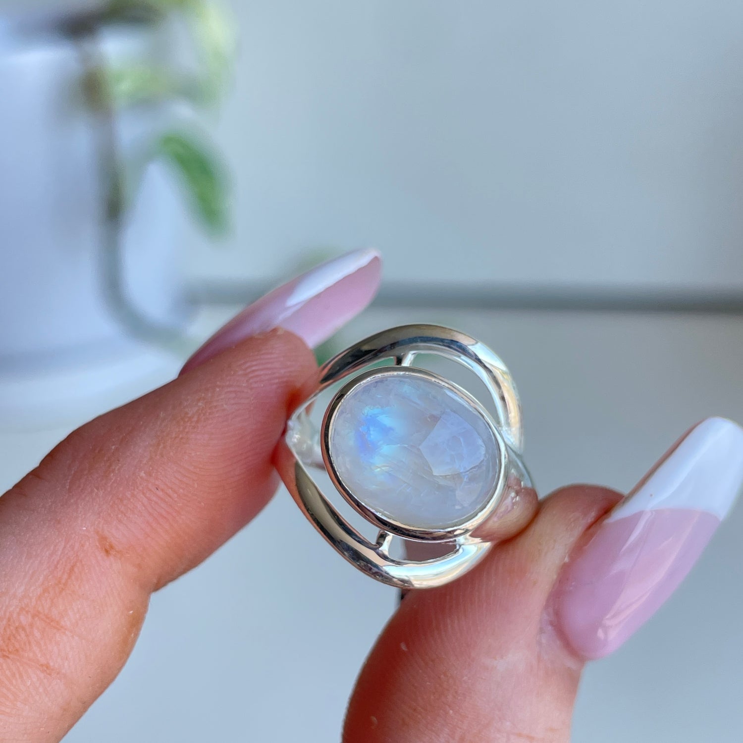 Moonstone Oval Ring R4186