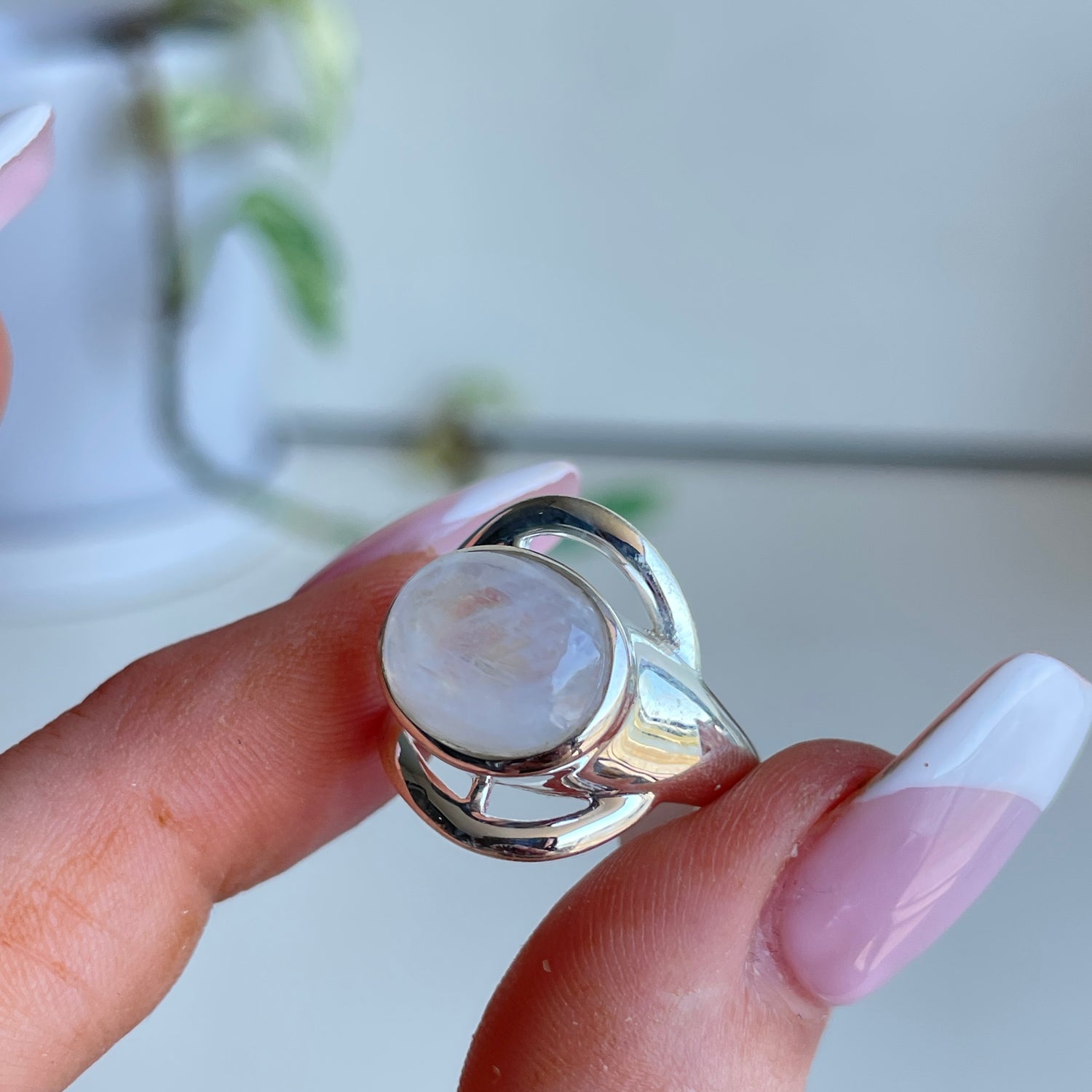 Moonstone Oval Ring R4186