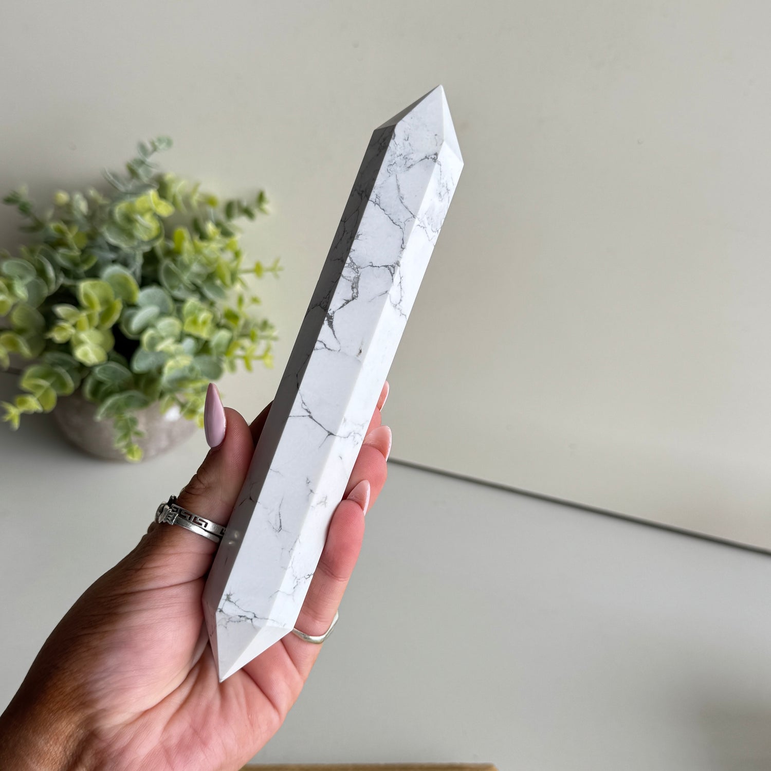 White Howlite Double Terminator 18.8cm