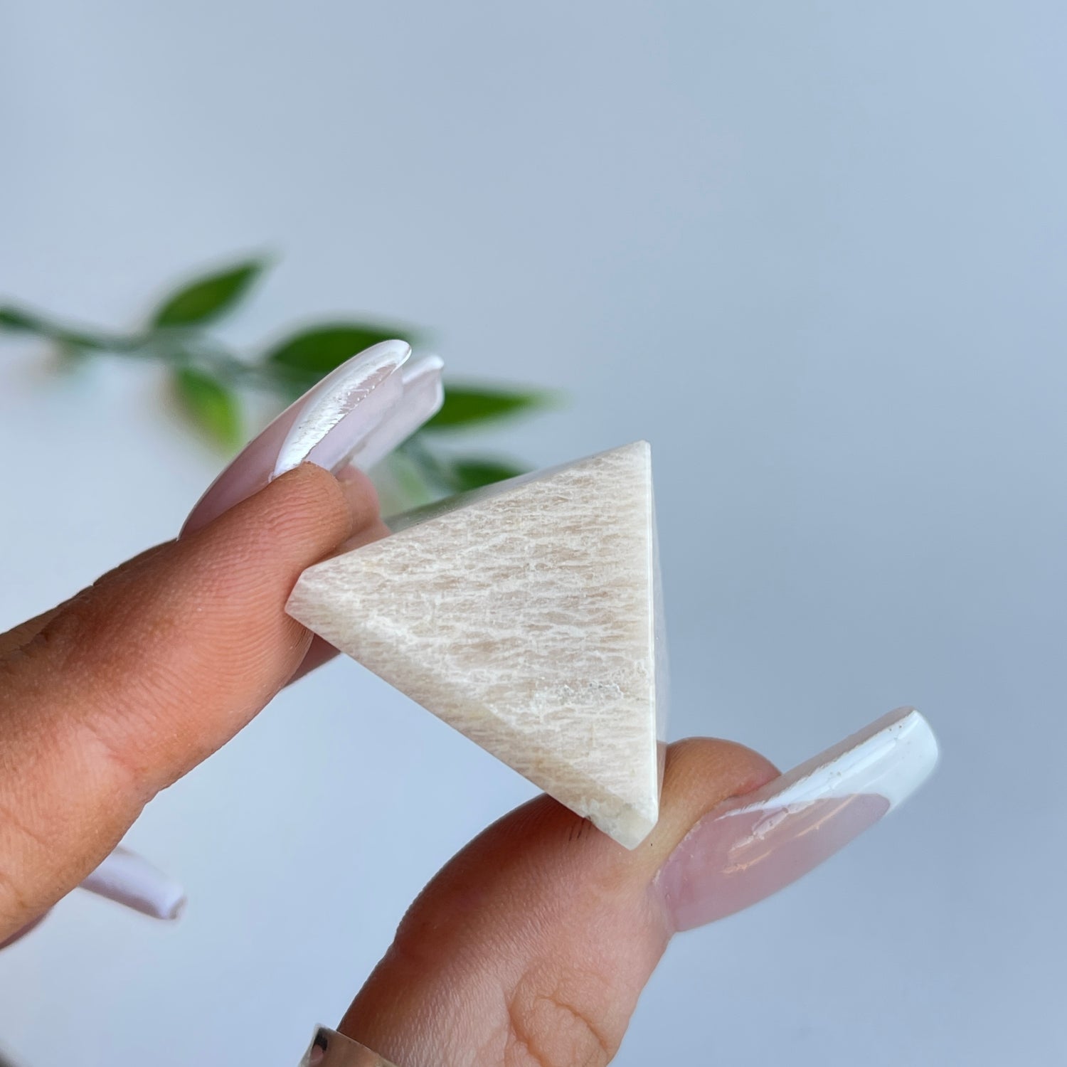 Cream Moonstone Pyramid 23-28mm