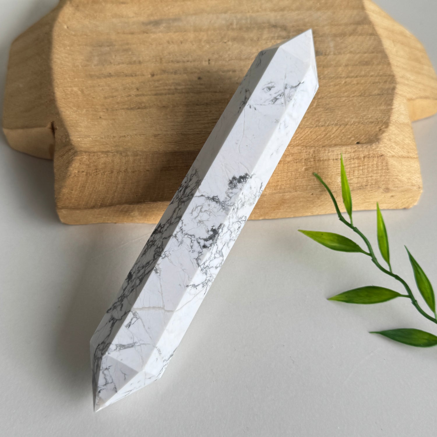 White Howlite Double Terminator 17.3cm