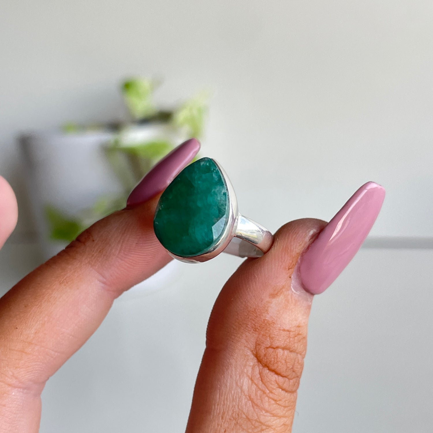 Emerald Teardrop Ring Sz6