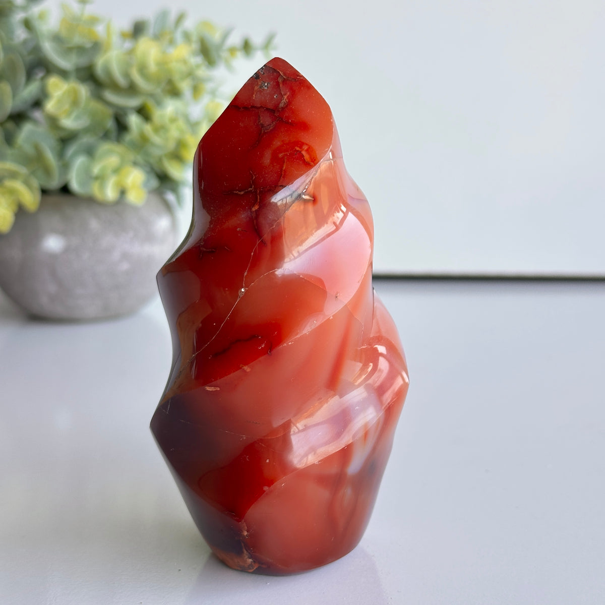 Carnelian Flame 12.1cm