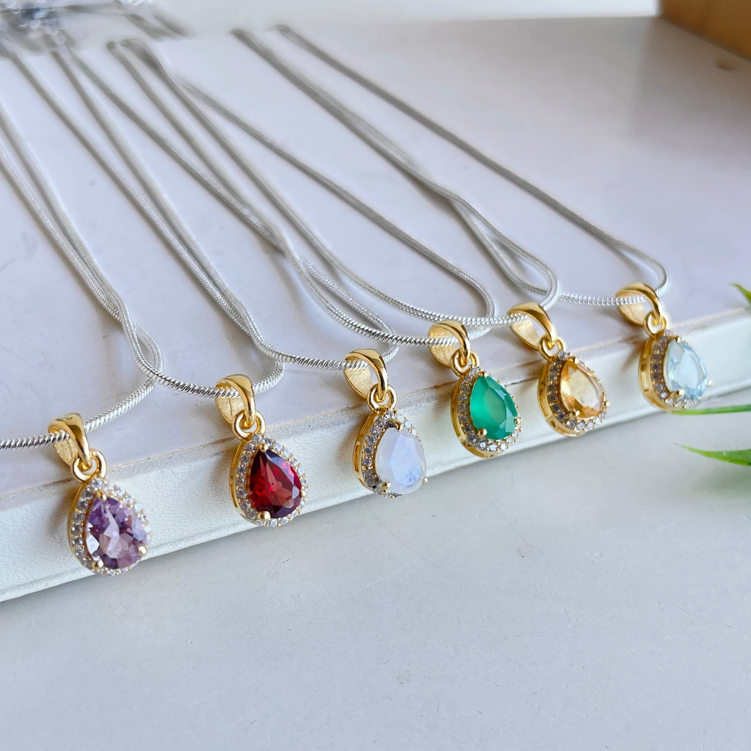 18k Gold Plated Teardrop Pendant With Cubic Zirconias