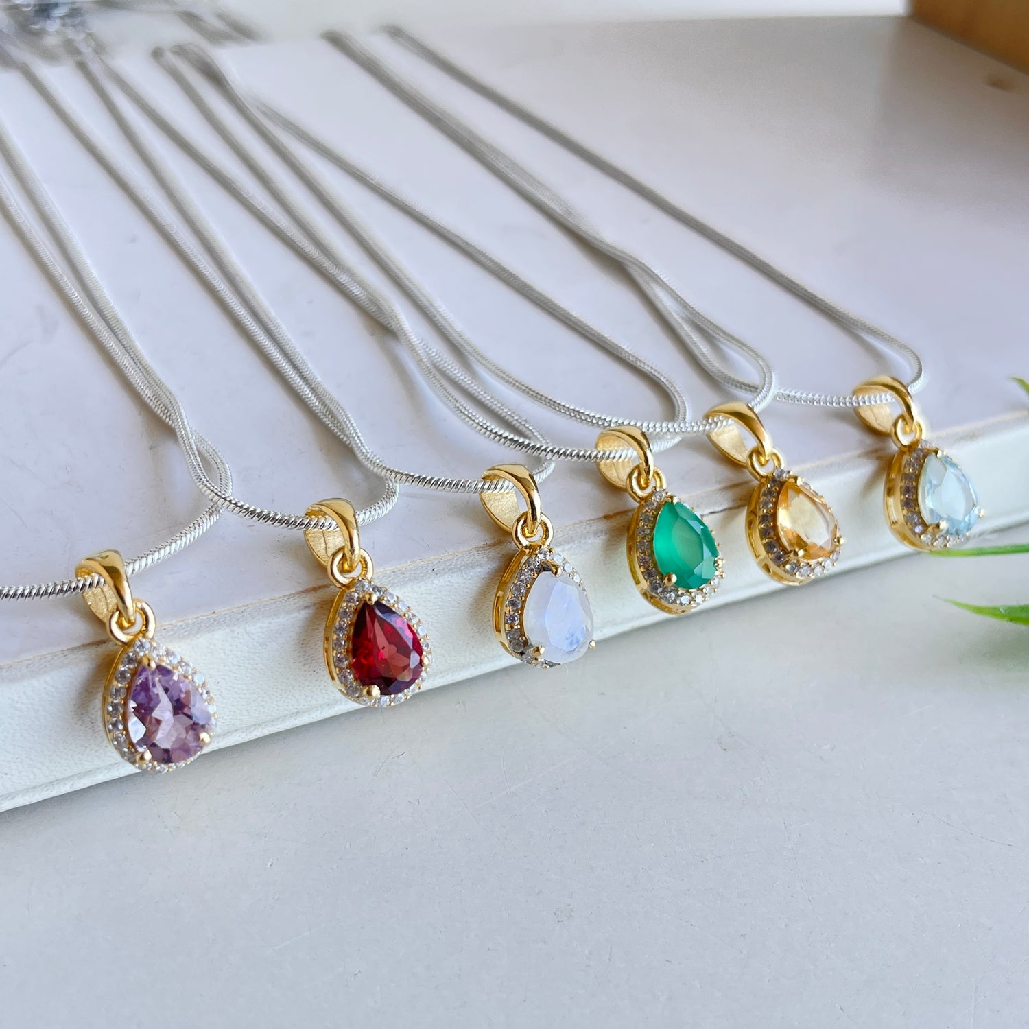18k Gold Plated Teardrop Pendant With Cubic Zirconias