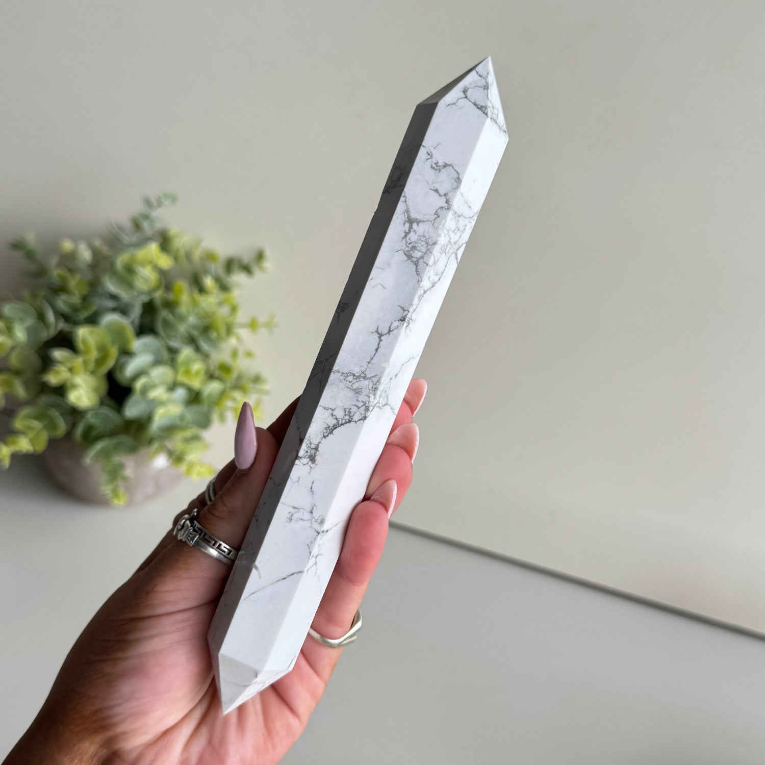 White Howlite Double Terminator 19.4cm
