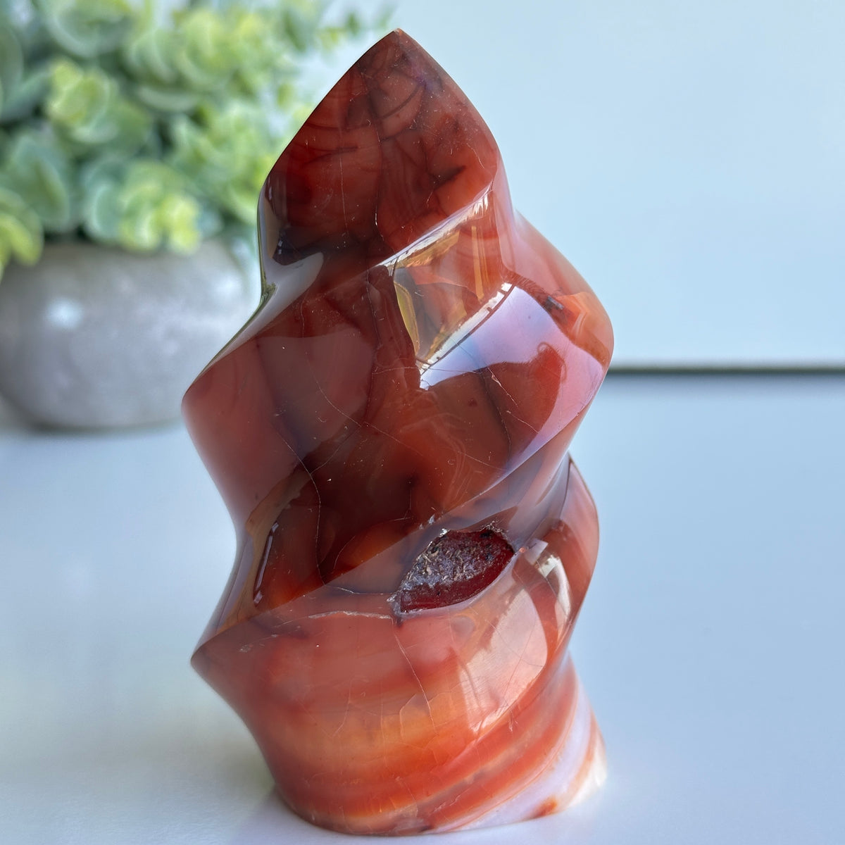Carnelian Flame 11cm