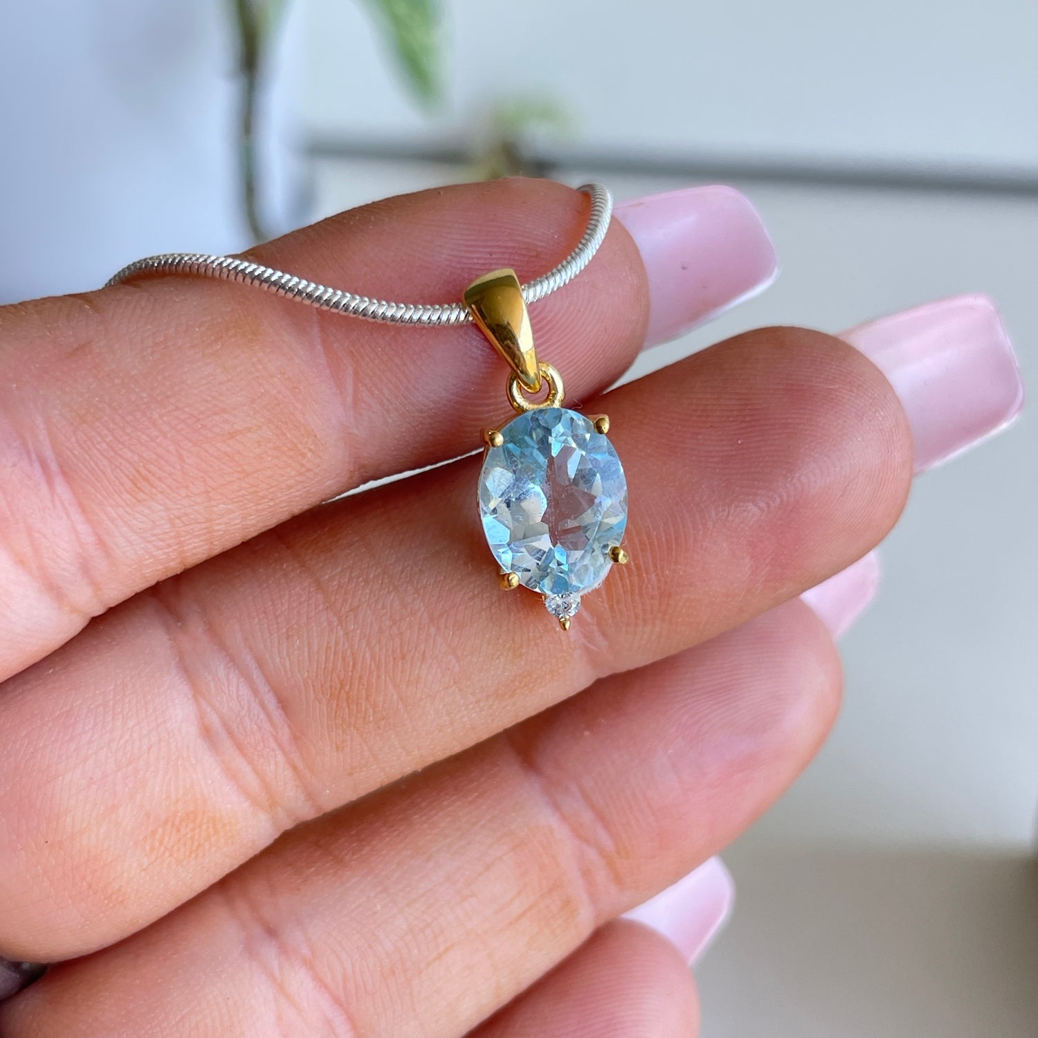 18k Gold Plated Oval Pendant