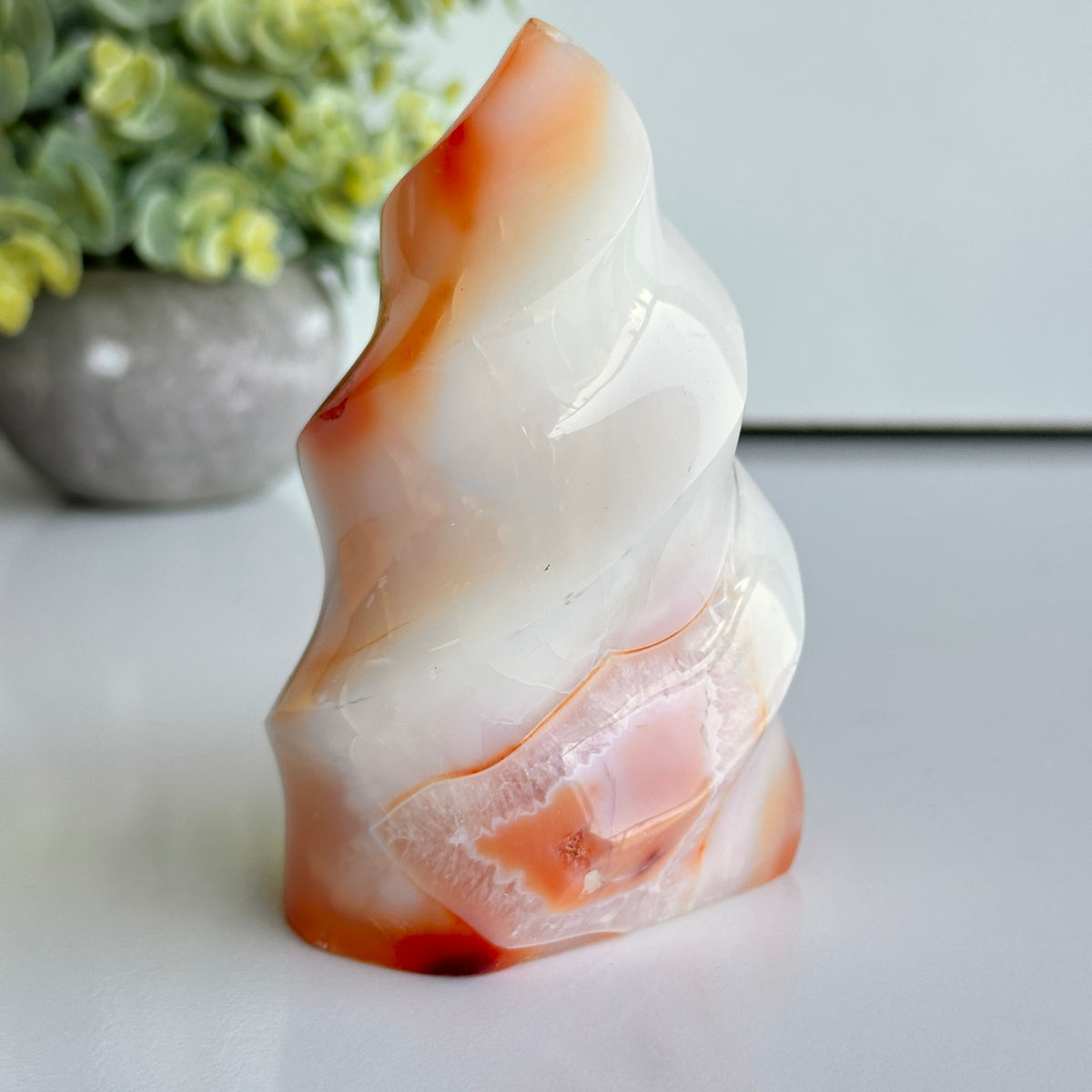 Carnelian Flame 11.5cm