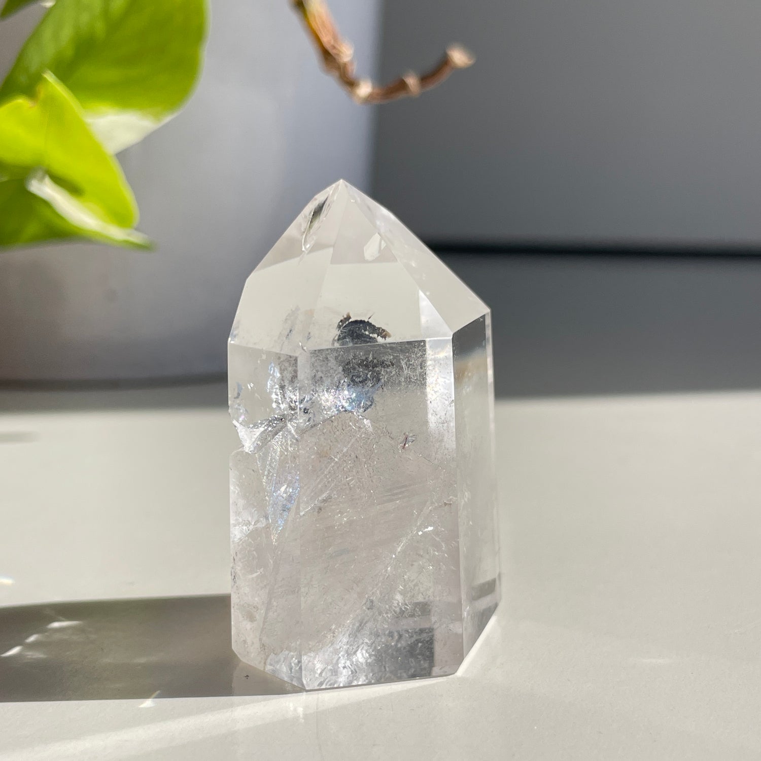 Manifesting Quartz Generator 4.9cm