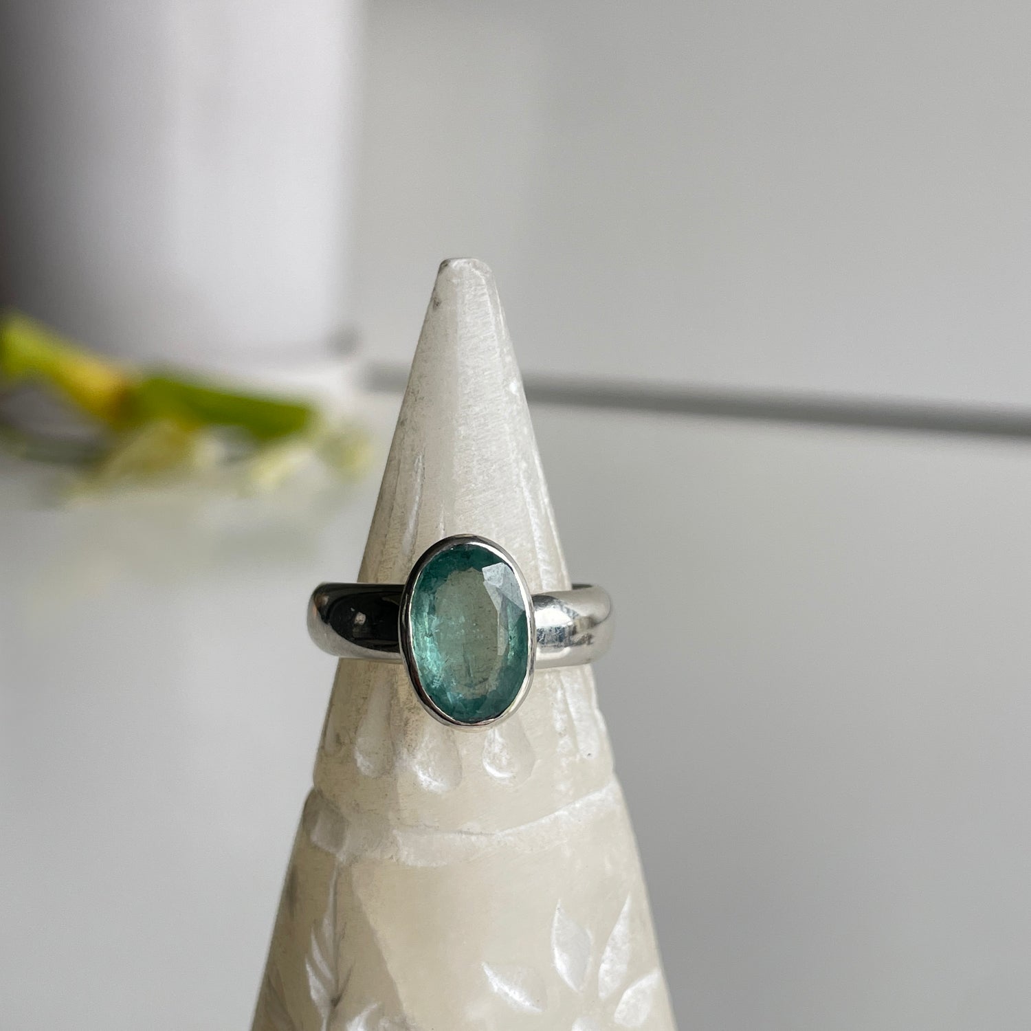 Emerald Kyanite Oval Ring Sz7.5