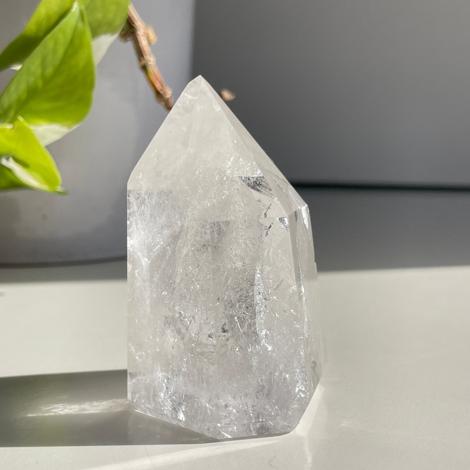 Manifesting Quartz Generator 6.9cm