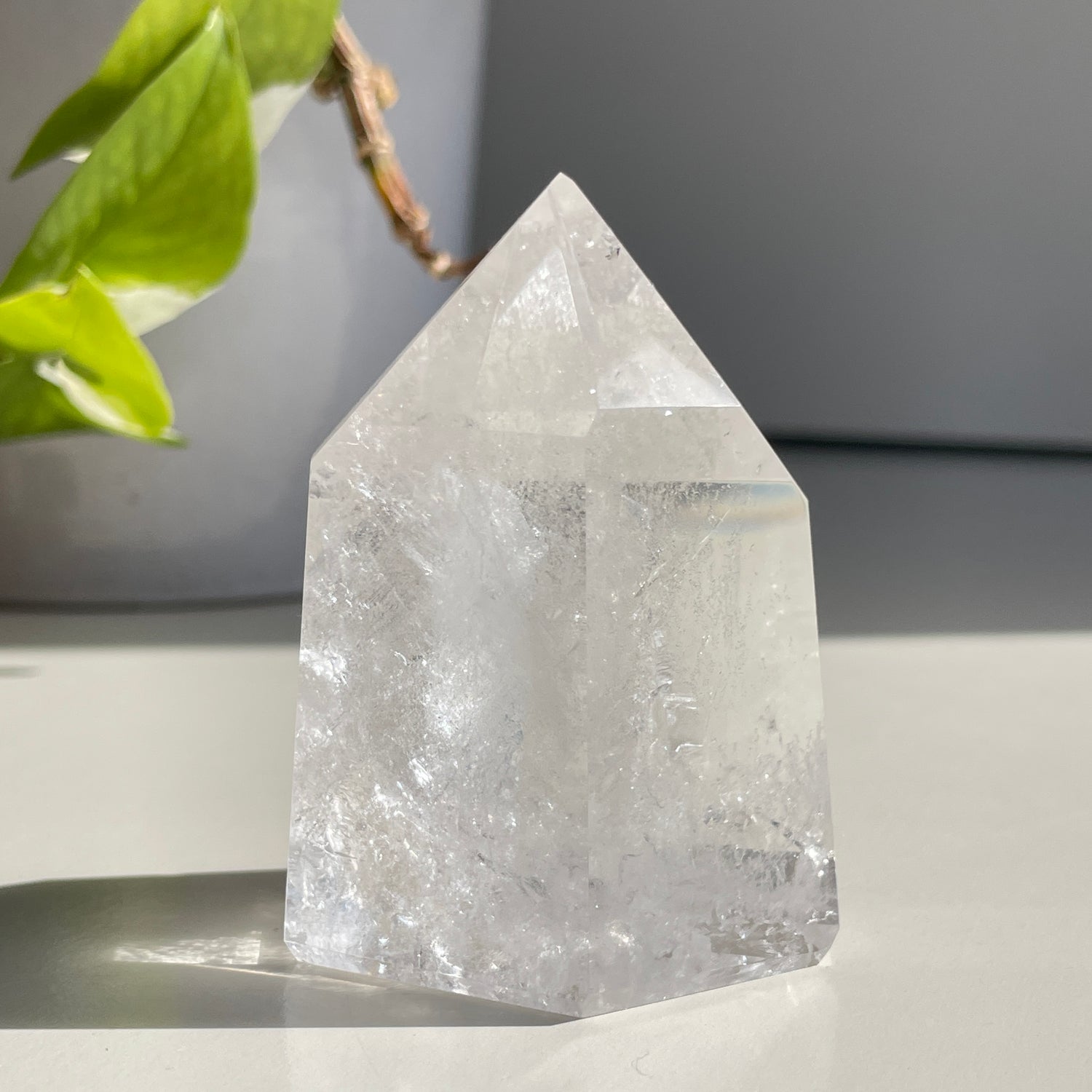 Manifesting Quartz Generator 6.9cm