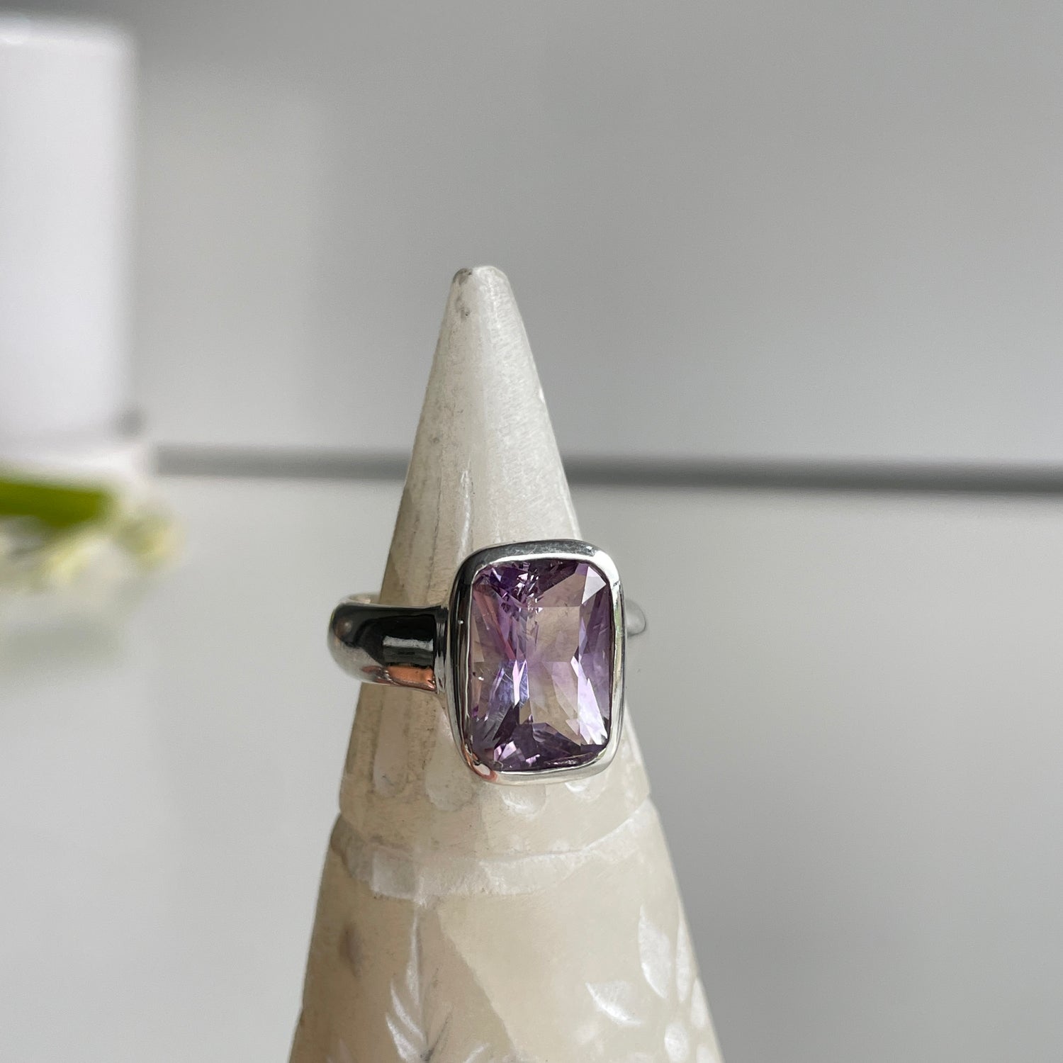 Australian Amethyst Rectangle Ring Sz7.5