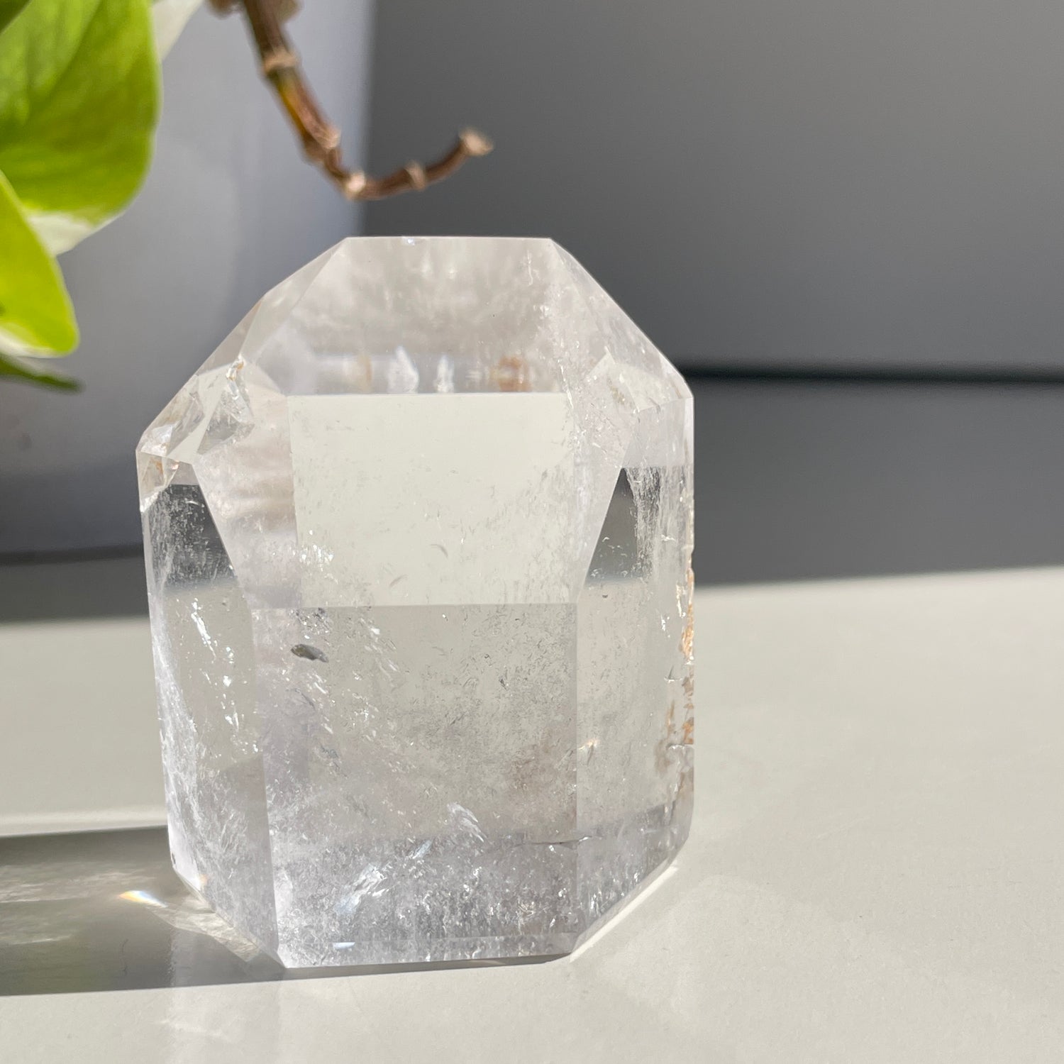Manifesting Quartz Generator 5.6cm