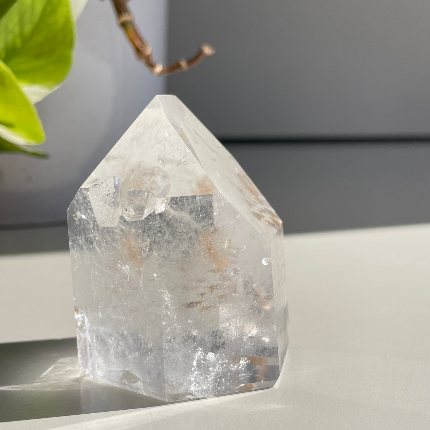 Manifesting Quartz Generator 5.6cm
