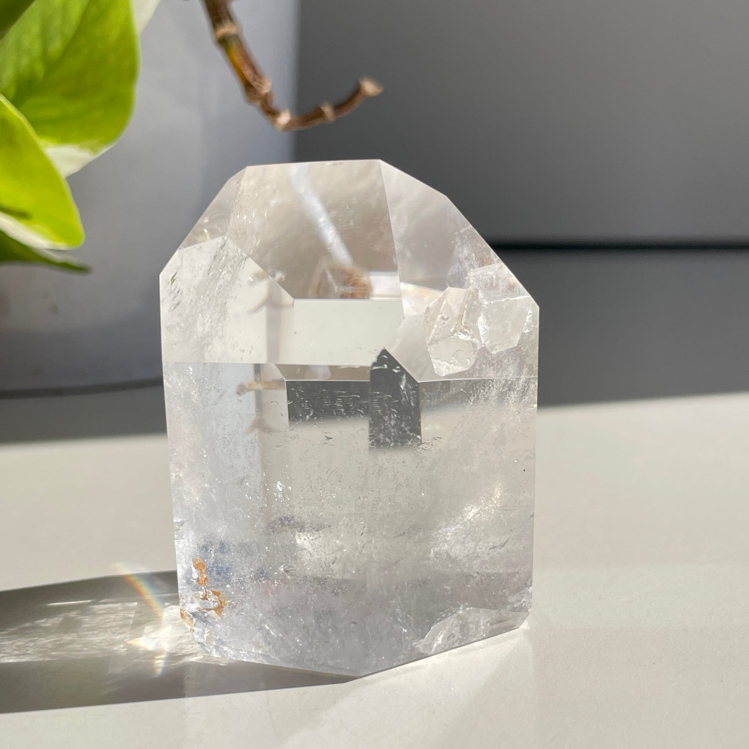 Manifesting Quartz Generator 5.6cm