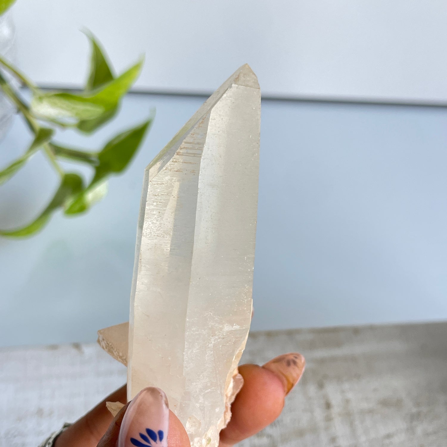 Quartz Cluster 102g 01