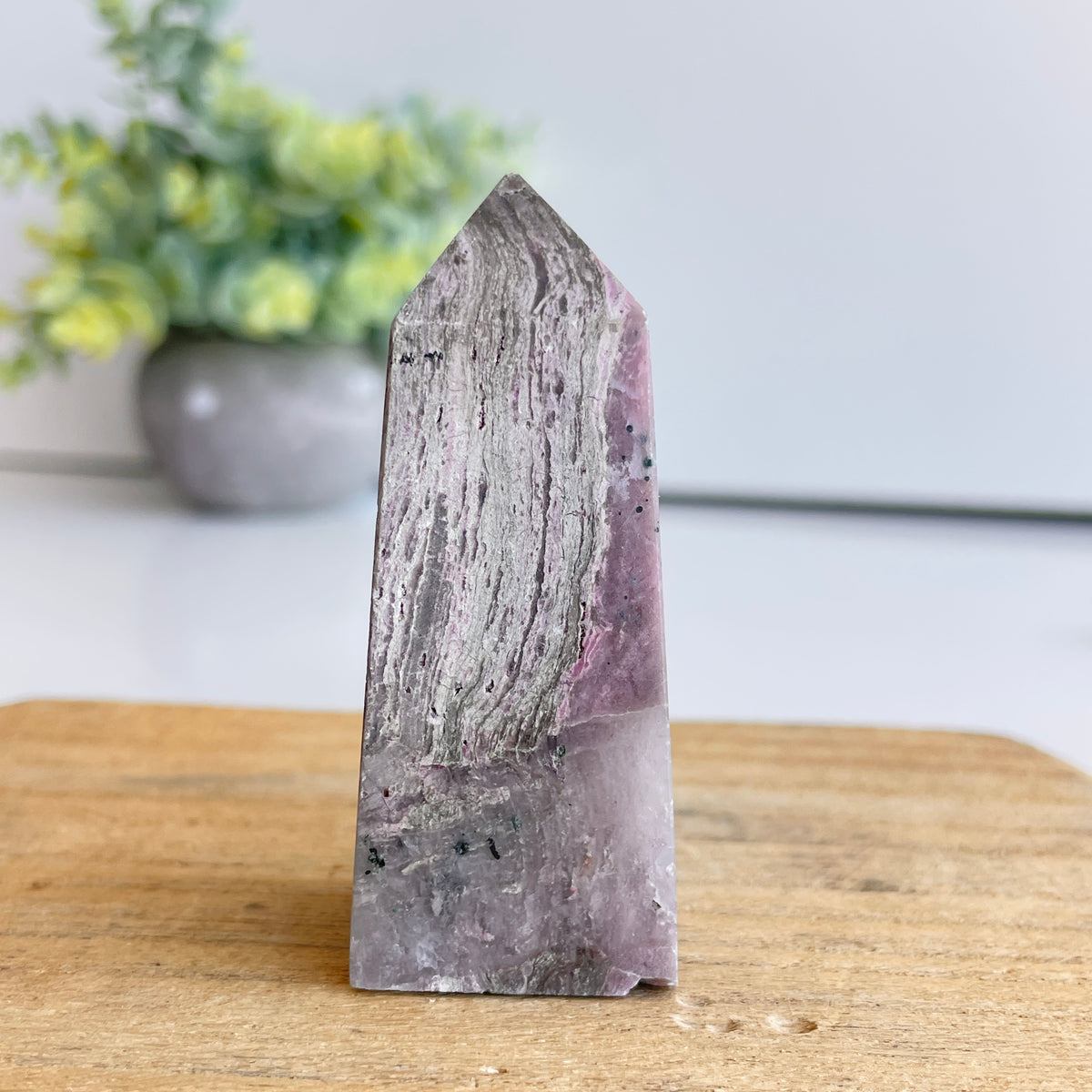 Cobalto Calcite Obelisk 6.5cm