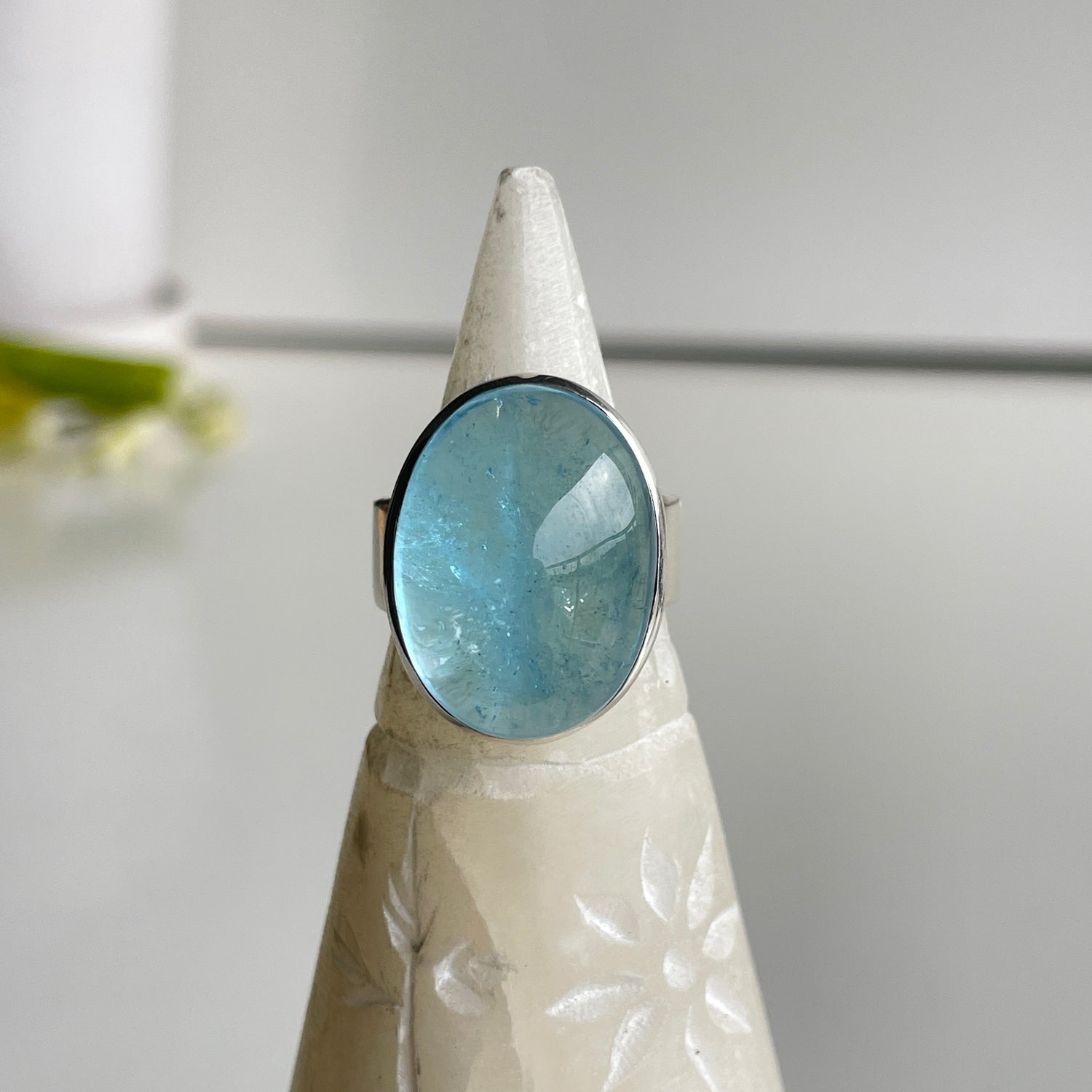 Blue Topaz Oval Ring Sz8