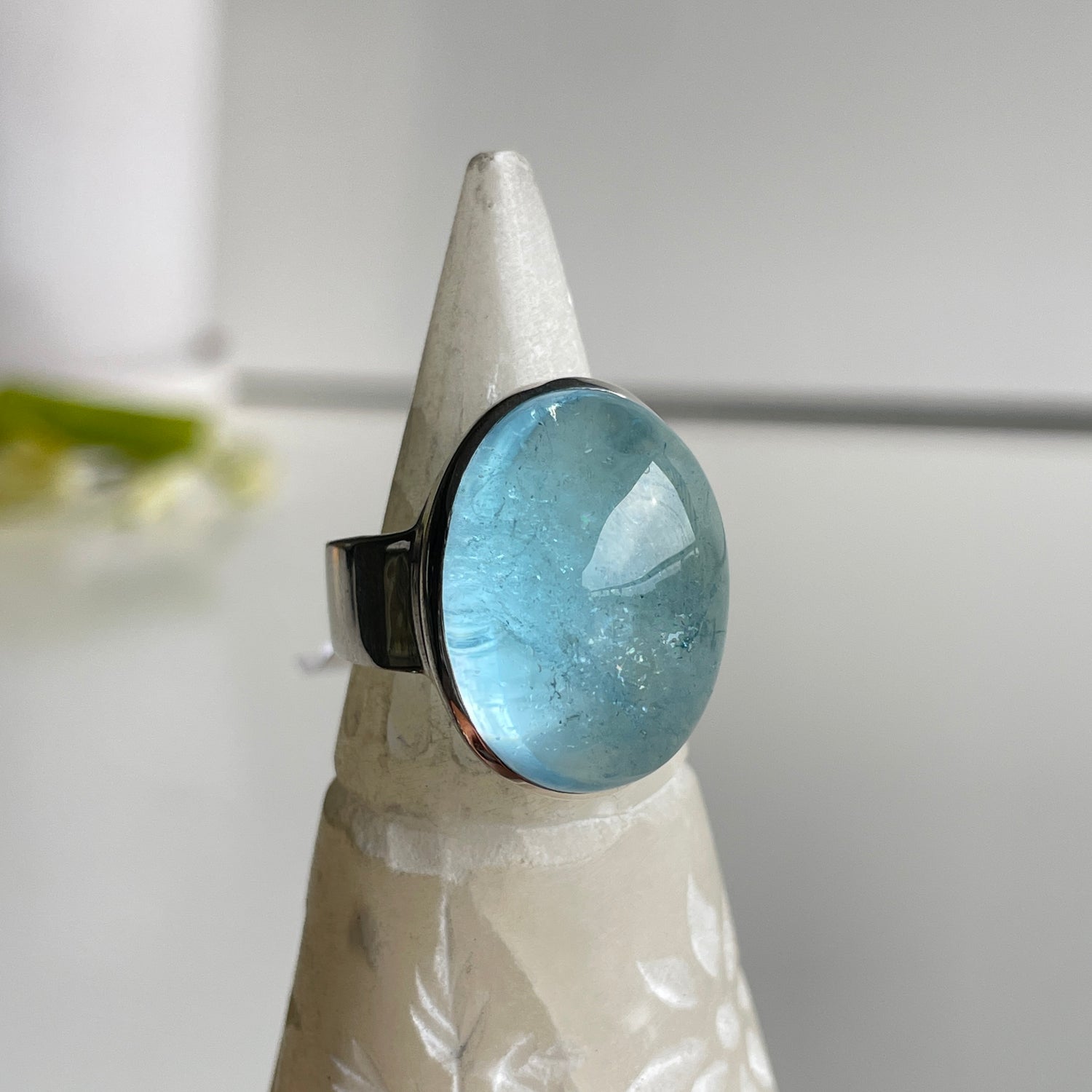 Blue Topaz Oval Ring Sz8