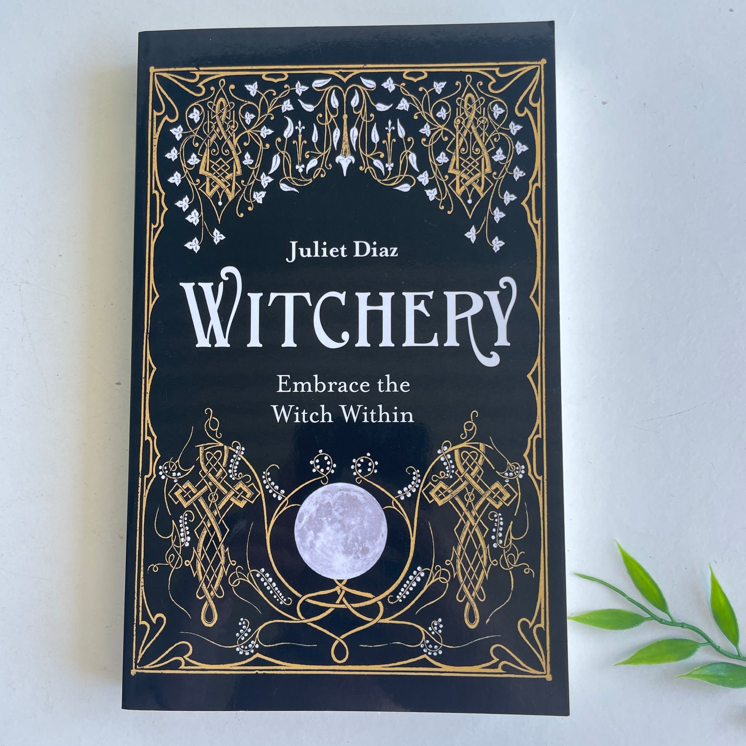 Witchery Juliet Diaz