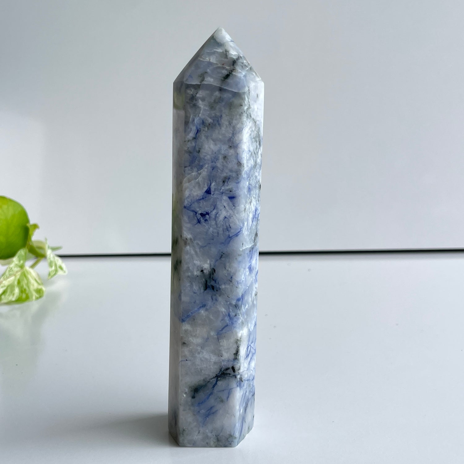 Hackmanite Generator 17.4cm