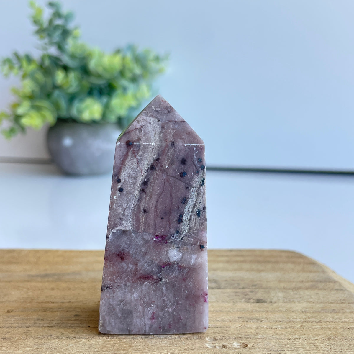 Cobalto Calcite Obelisk 6.5cm